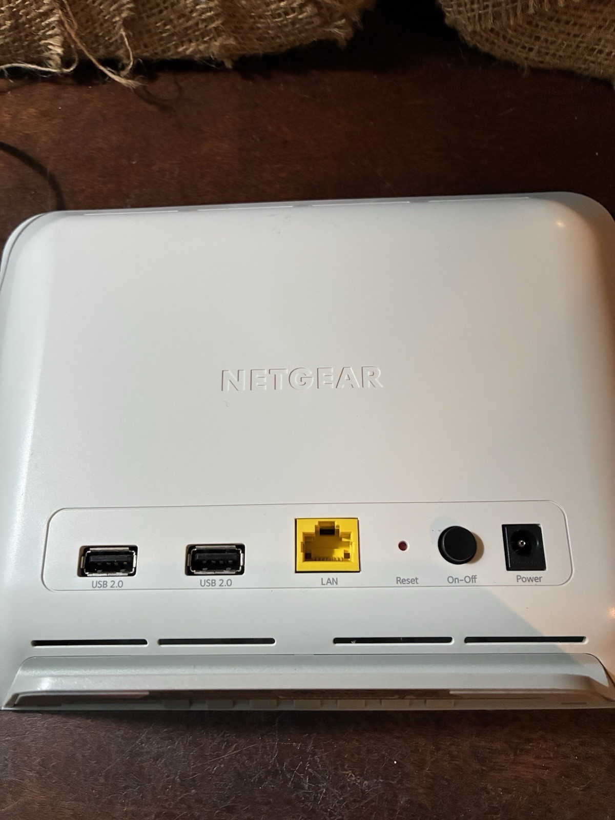 NETGEAR VMB3000 Arlo Camera Base Station Hub