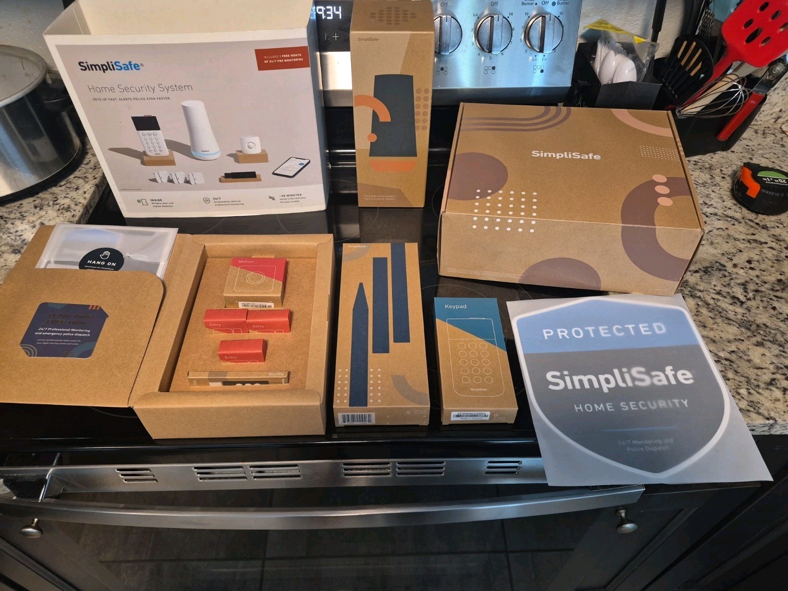 SimpliSafe 9 PIECE Security System Motion Sensor – New Open Box