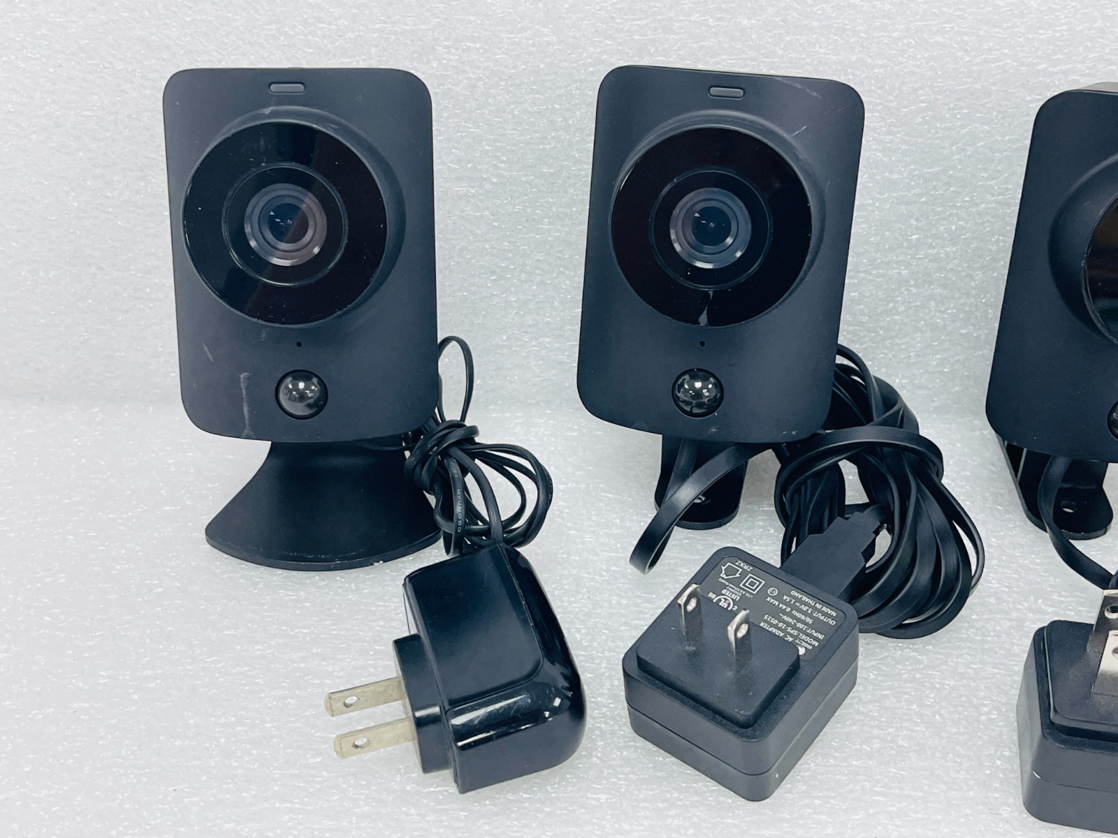 3x SimpliSafe Indoor Camera Wi-Fi HD Security Camera SSCM1 w/ 1x SSCm2