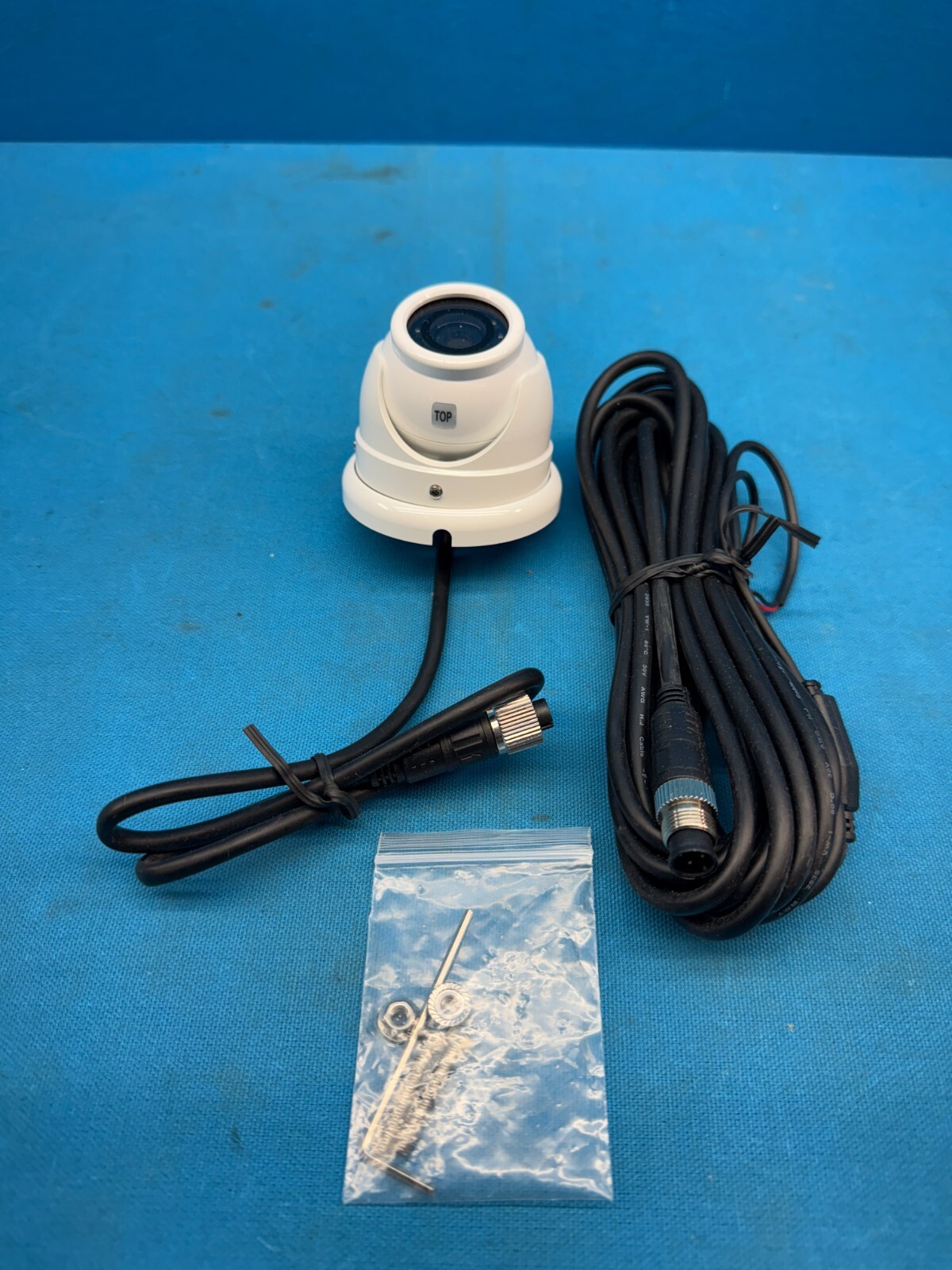Weldex WDRV-3033CSN WDR 650TV 12VDC Normal Image Line Camera