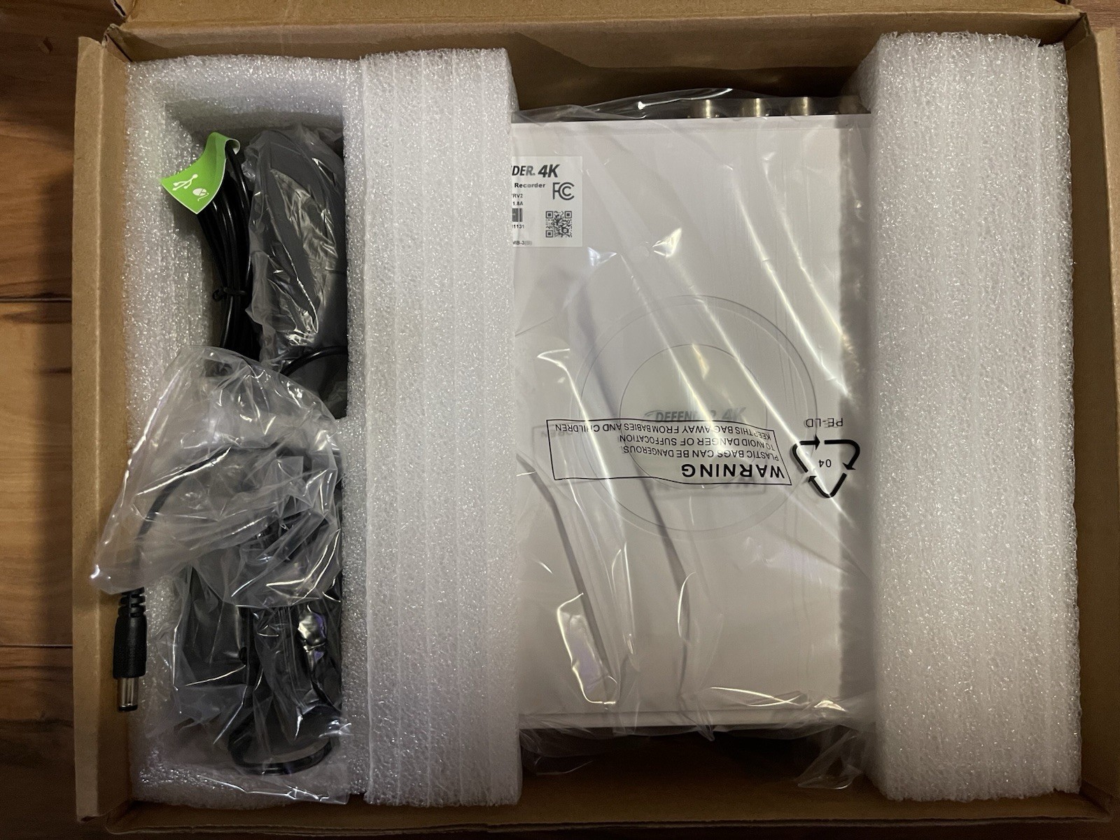 Defender 4K Security Camera Model 4K2T8B8V2 8 Cameras With Cables Open Box