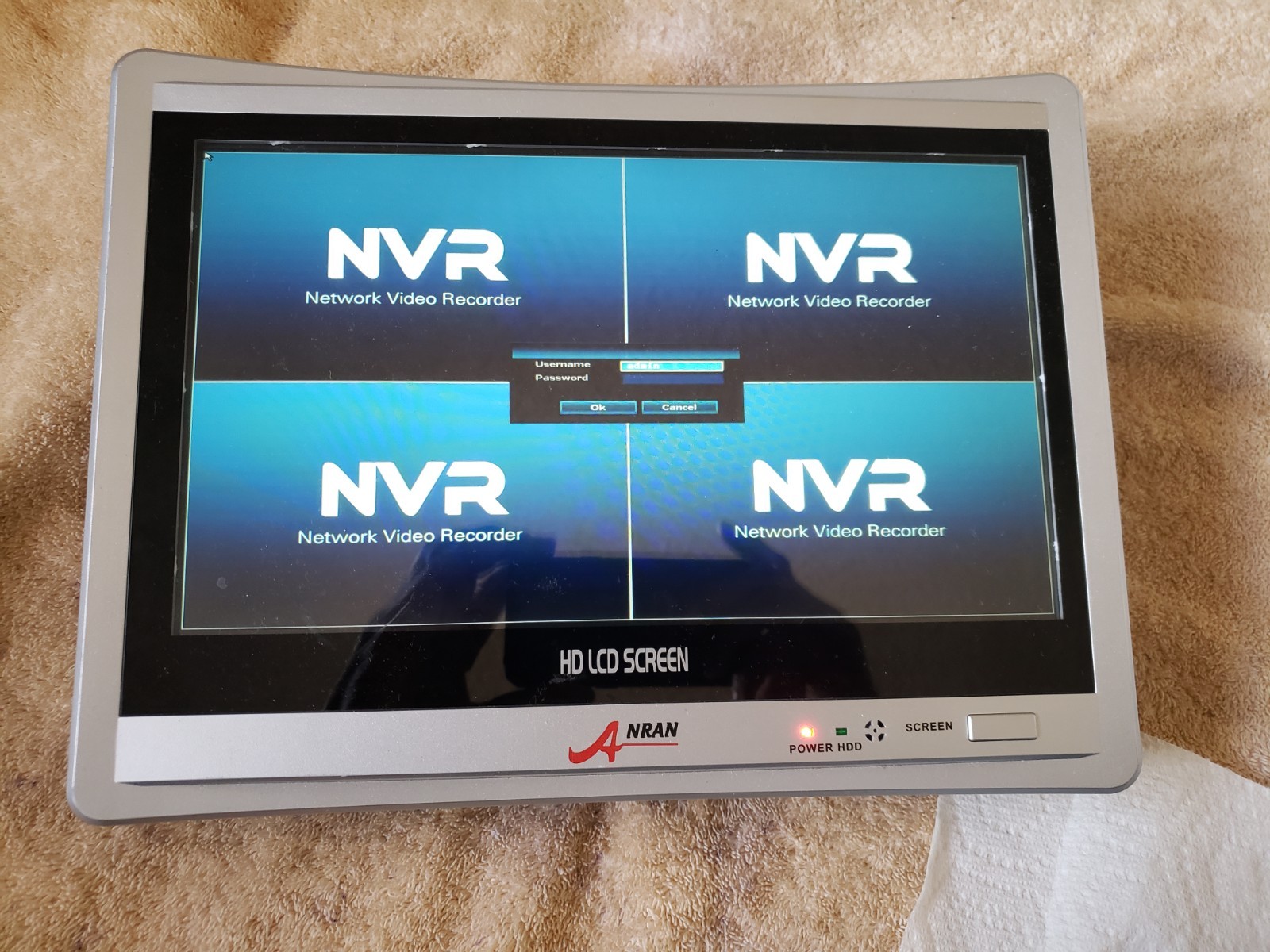 ANRAN WIRELESS NVR 11 1/2″ MONITOR,