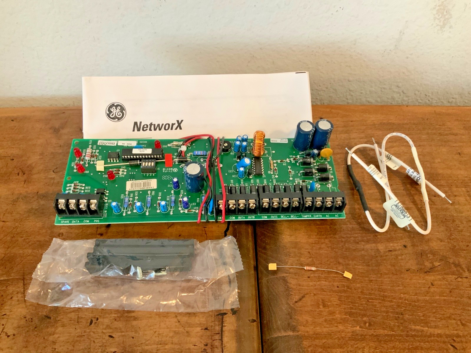 New GE Interlogix NX-320E Caddx Smart Power Supply & Bus Extender Module