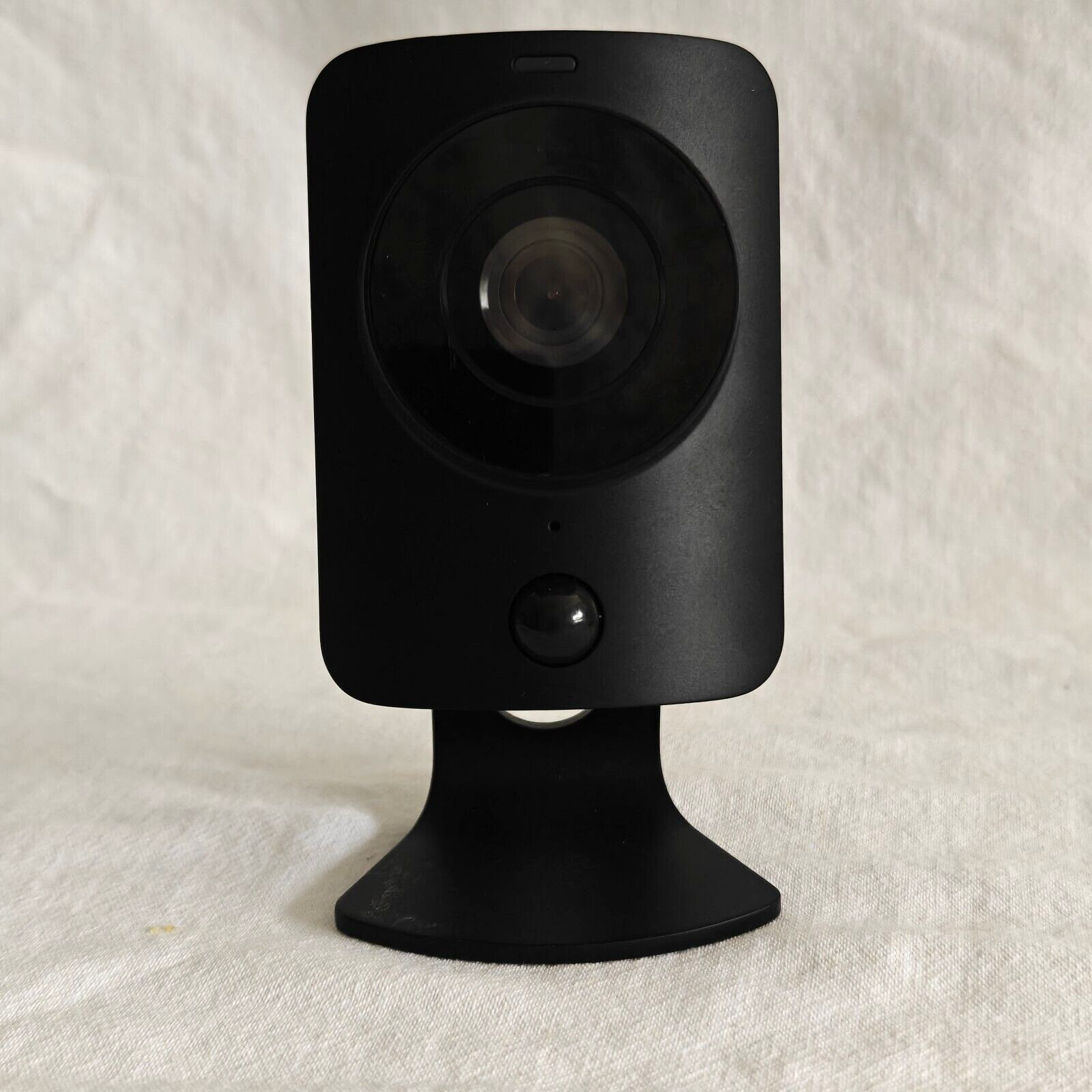 SimpliSafe Simplicam SSCM1 Indoor WiFi HD Security Camera, New Open Box