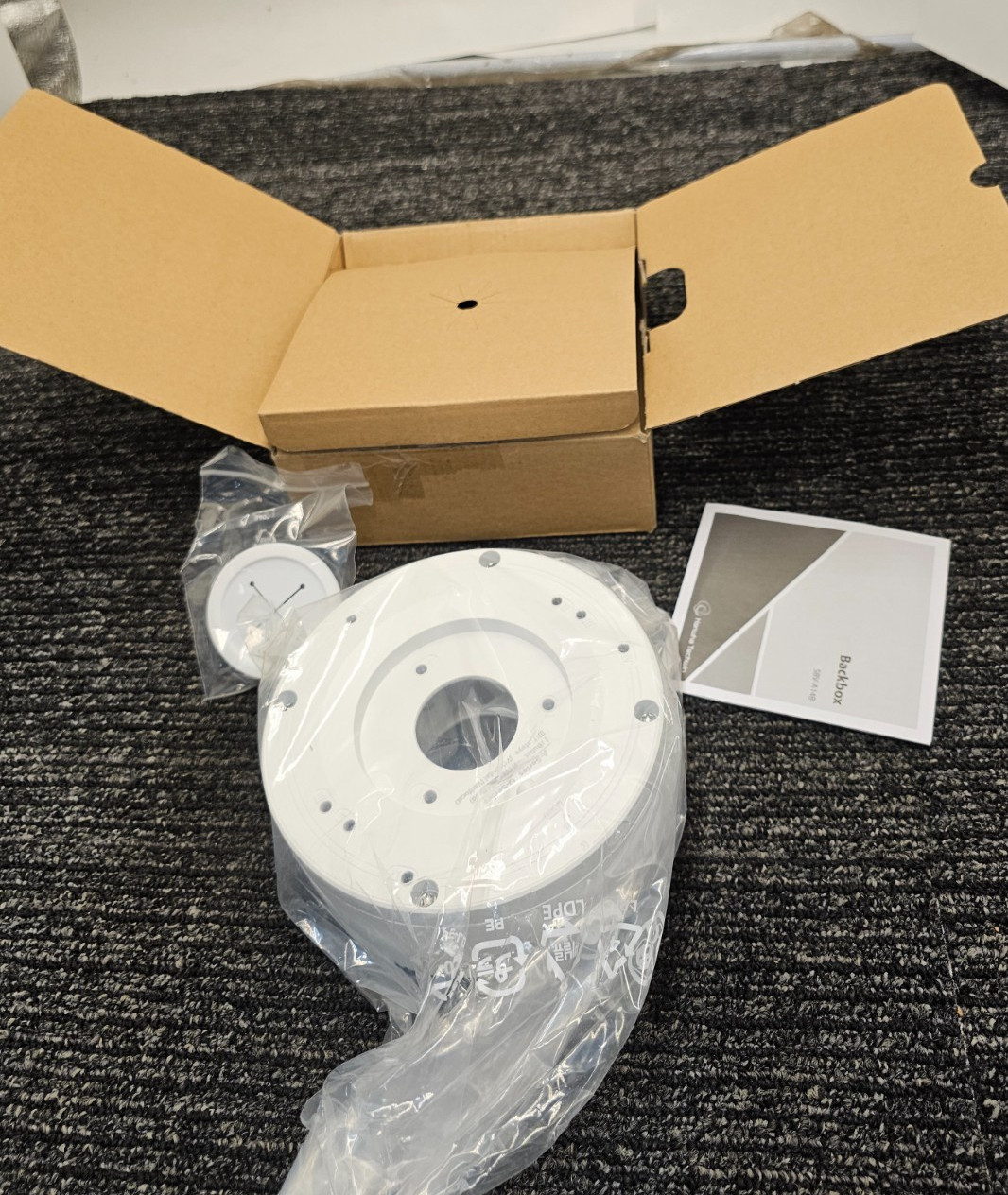 Hanwha Techwin SBV-A14B Wisenet Back Box Mount Bracket White