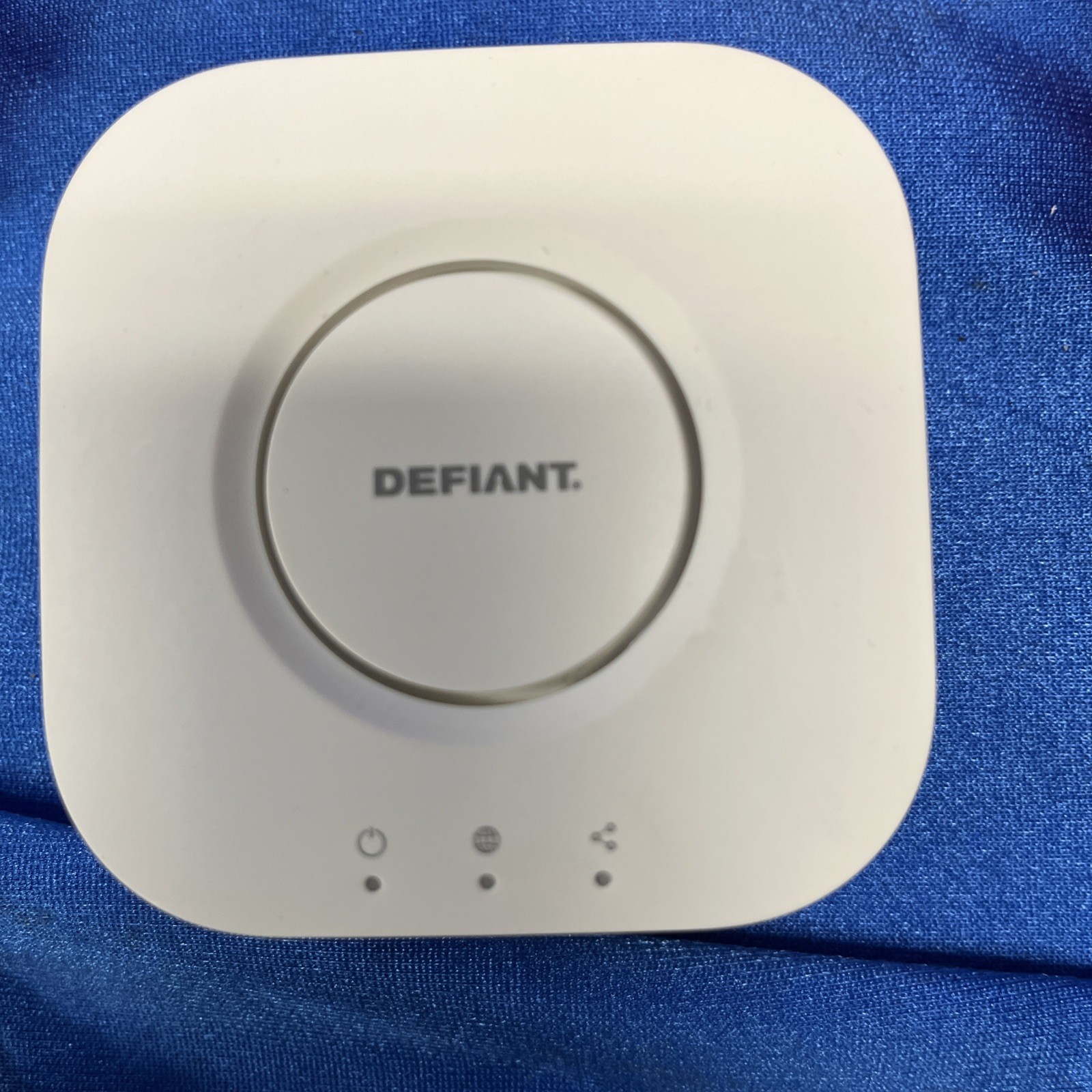 Defiant SSCGA00CWBP4 Smart Home Alarm Kit WiFi Bluetooth 5-Piece New