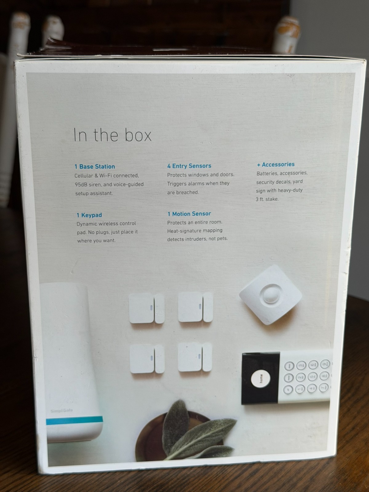 SimpliSafe 7 Piece Wireless Home Security System + 2 key Fobs + Smart Lock-white