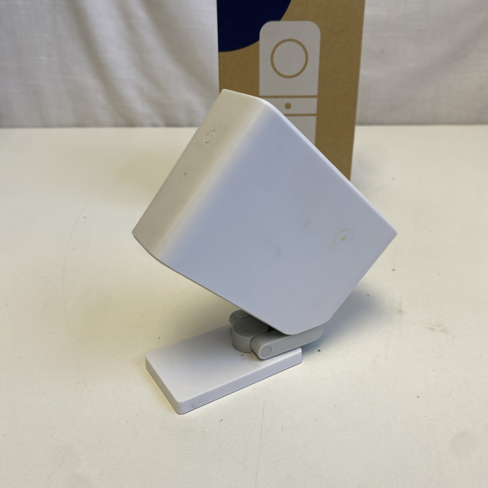 SimpliSafe CM006 Smart Alarm Wireless Indoor Security – Used/Read Description