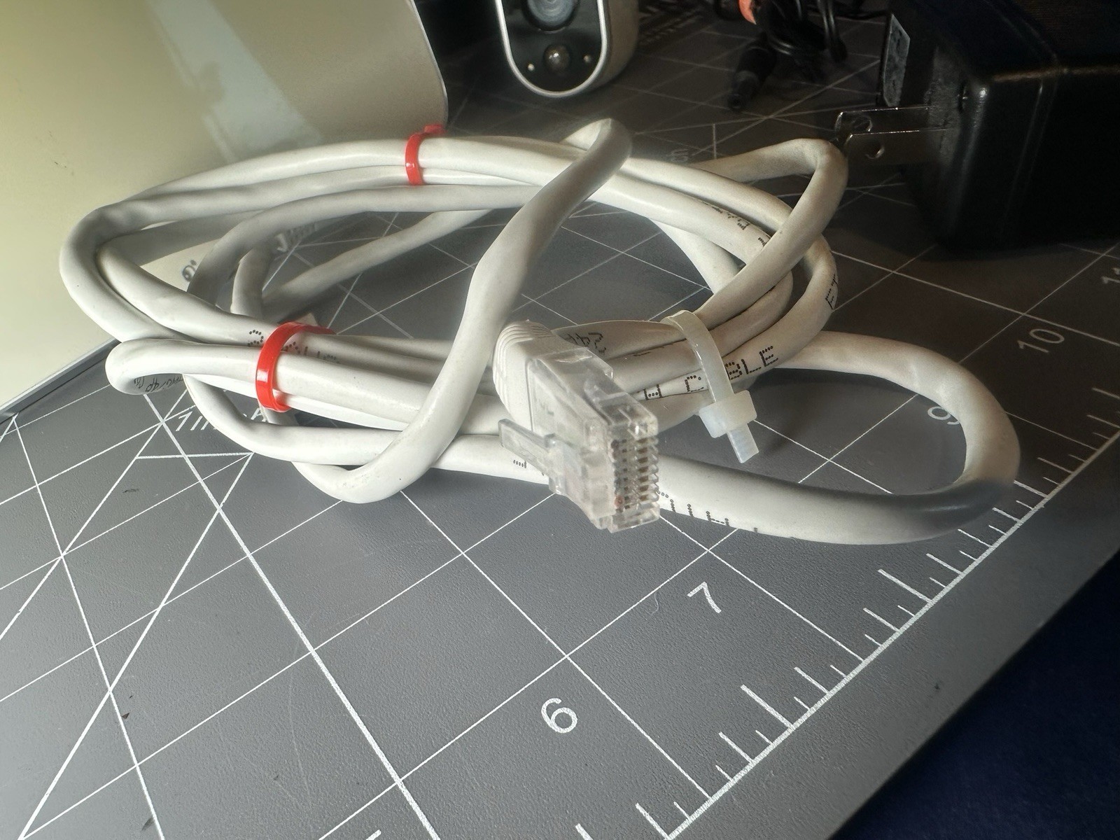 NETGEAR VMB3000 Arlo Camera Base station & (1) Camera W/power Cord