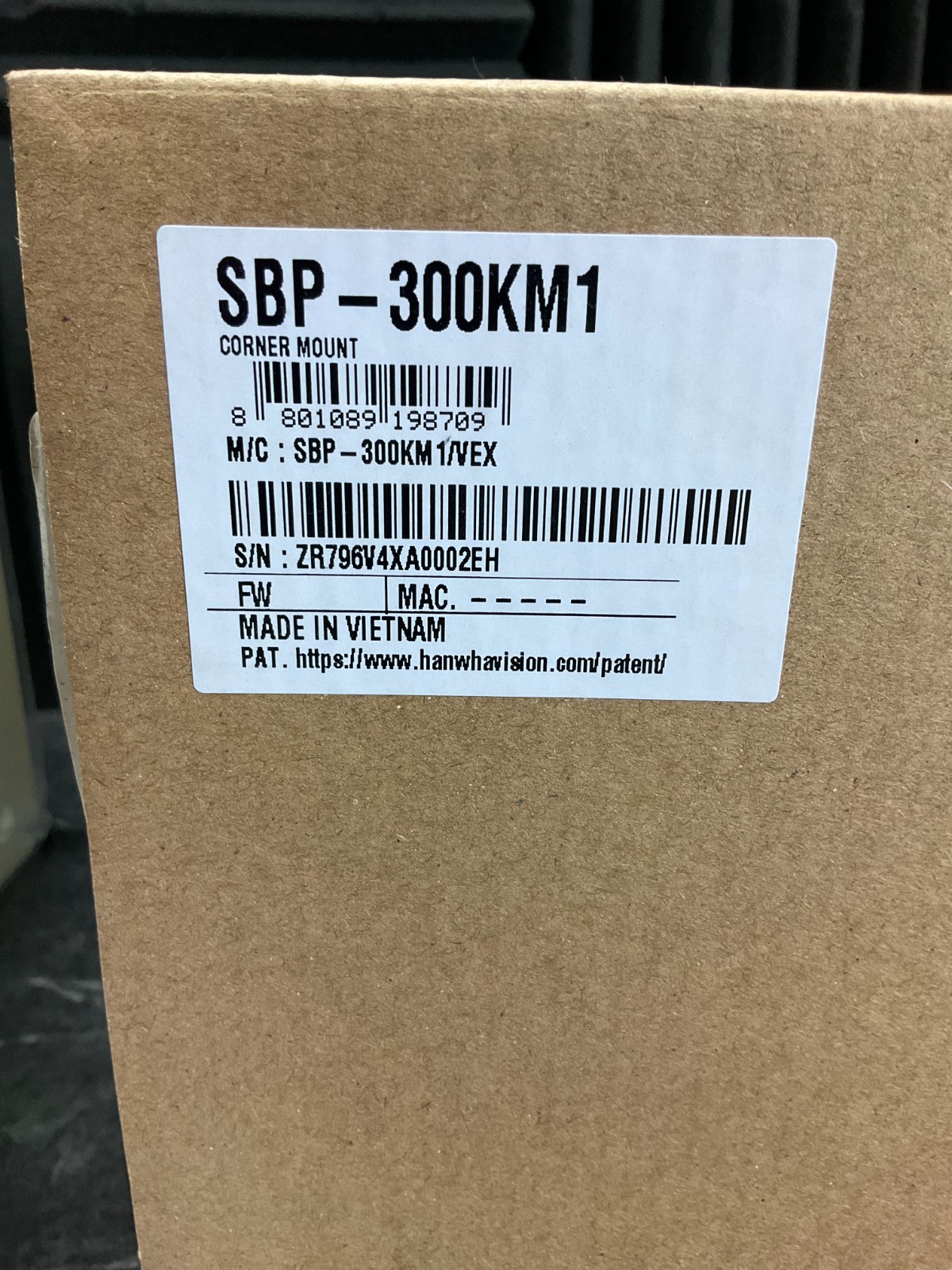 Hanwha Corner Mount Base SBP-300KM1 ✅❤️️✅❤️️ NEW! SEALED INSIDE BOX! ✅❤️️✅❤️️
