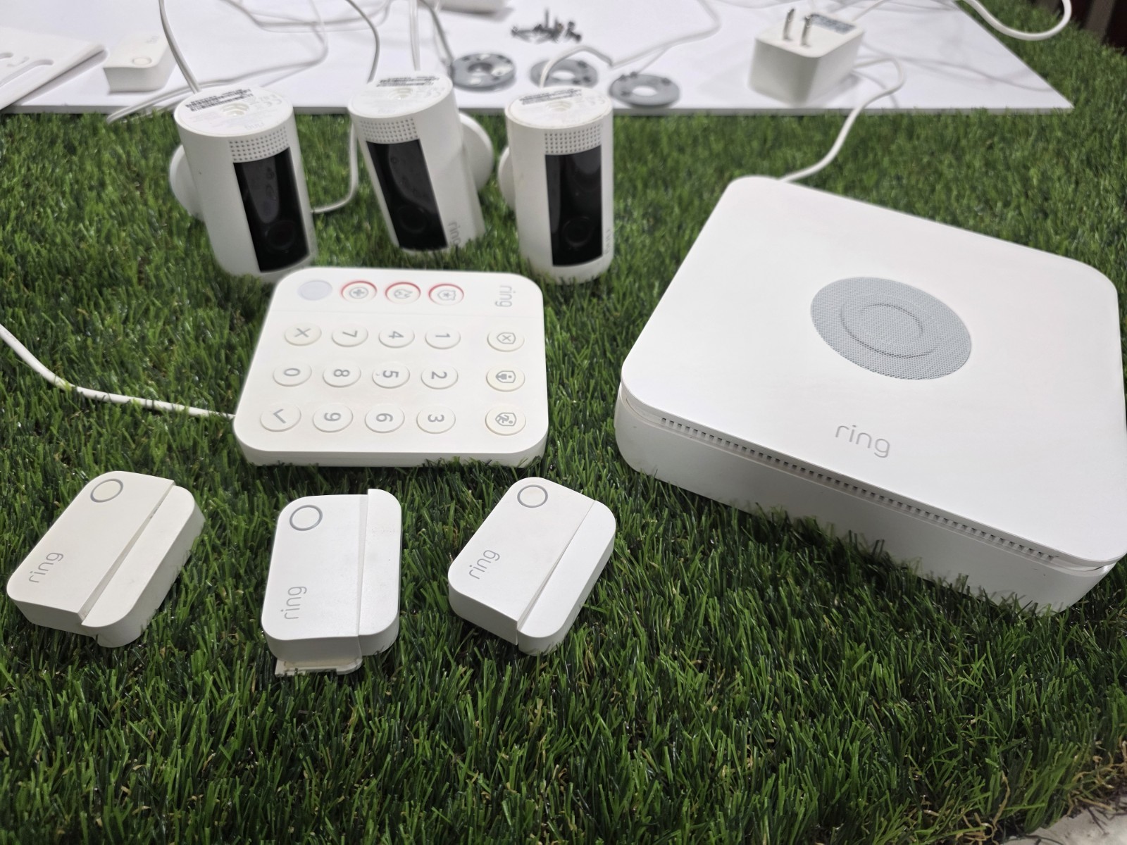 Ring Alarm Security System kit w/Cameras, Contact Sensors & Keypad Sat257