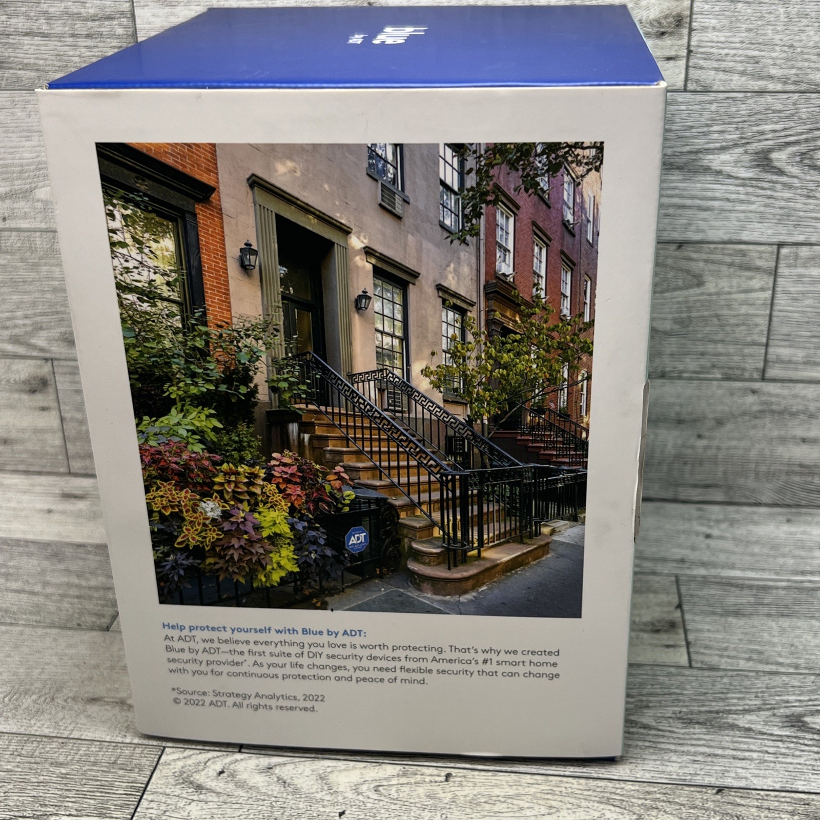 New ADT Self Setup Smart Home Hub – White (S40LR1-01) Factory Sealed NIB