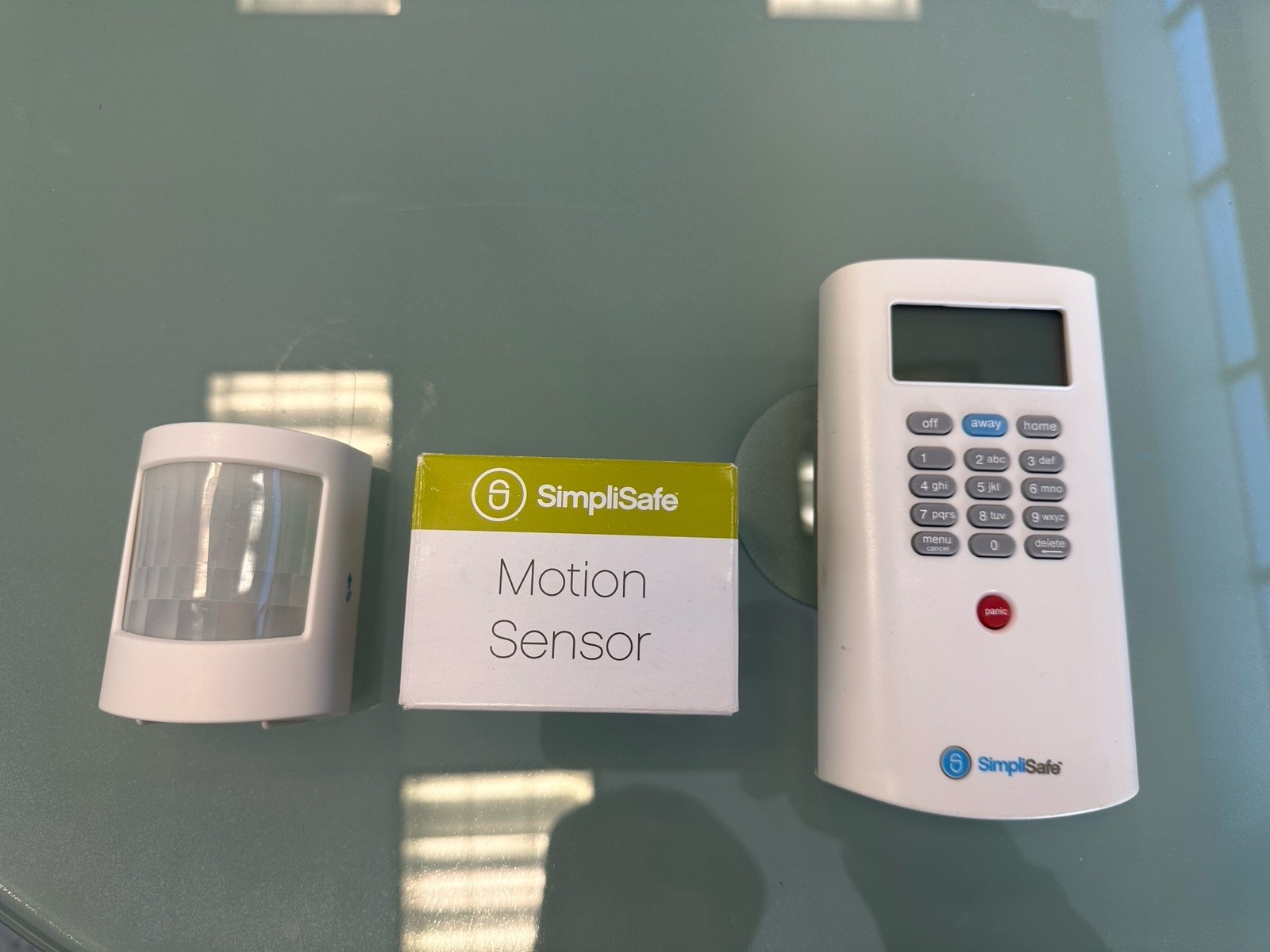 SimpliSafe 1st Gen Security System Complete 12 pieces Sensors, Panic, Motion