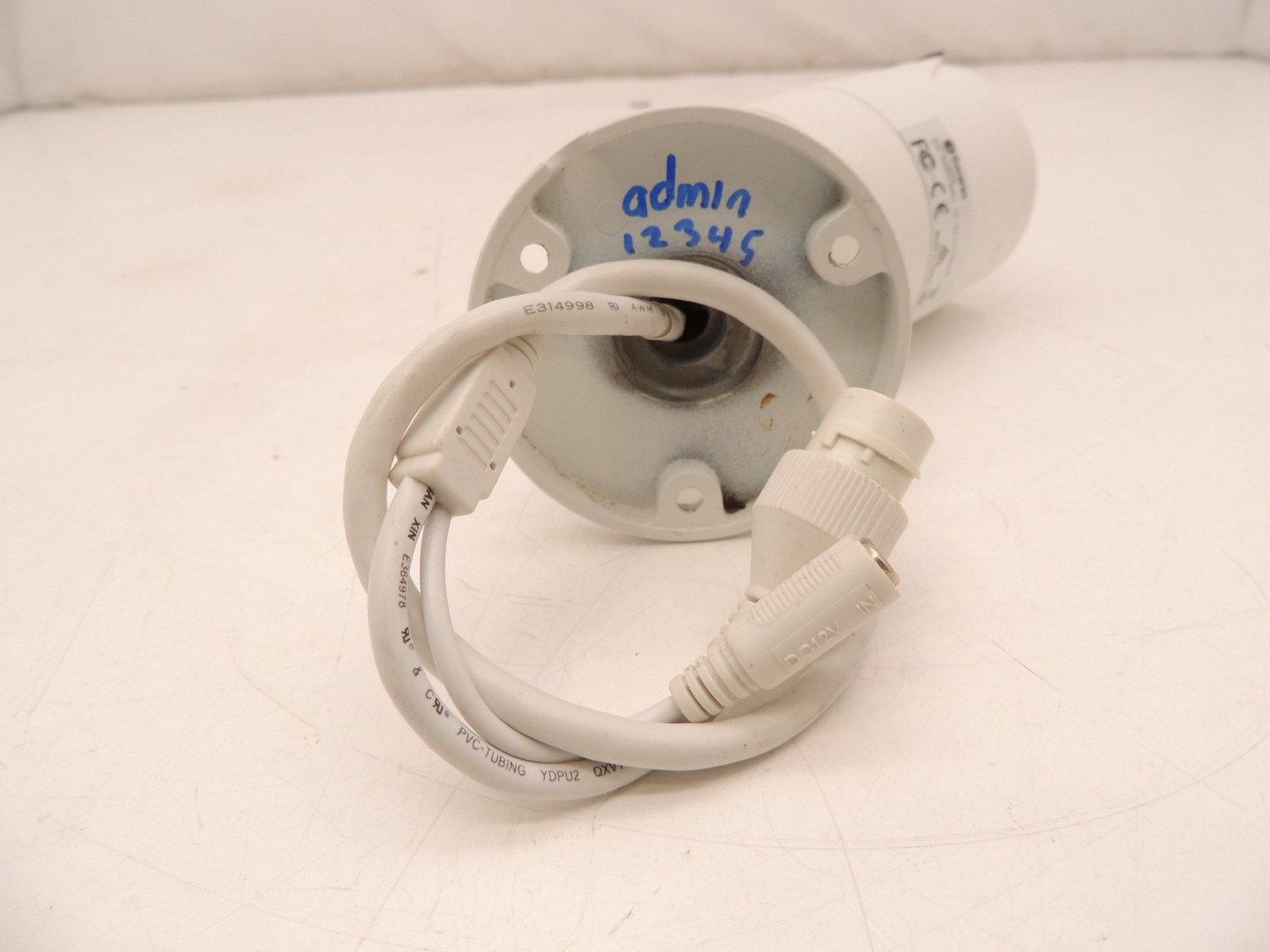 2048 x 1536 POE / 12VDC 3MP Network IP Bullet Surveillance Camera CONHD-C3MPB