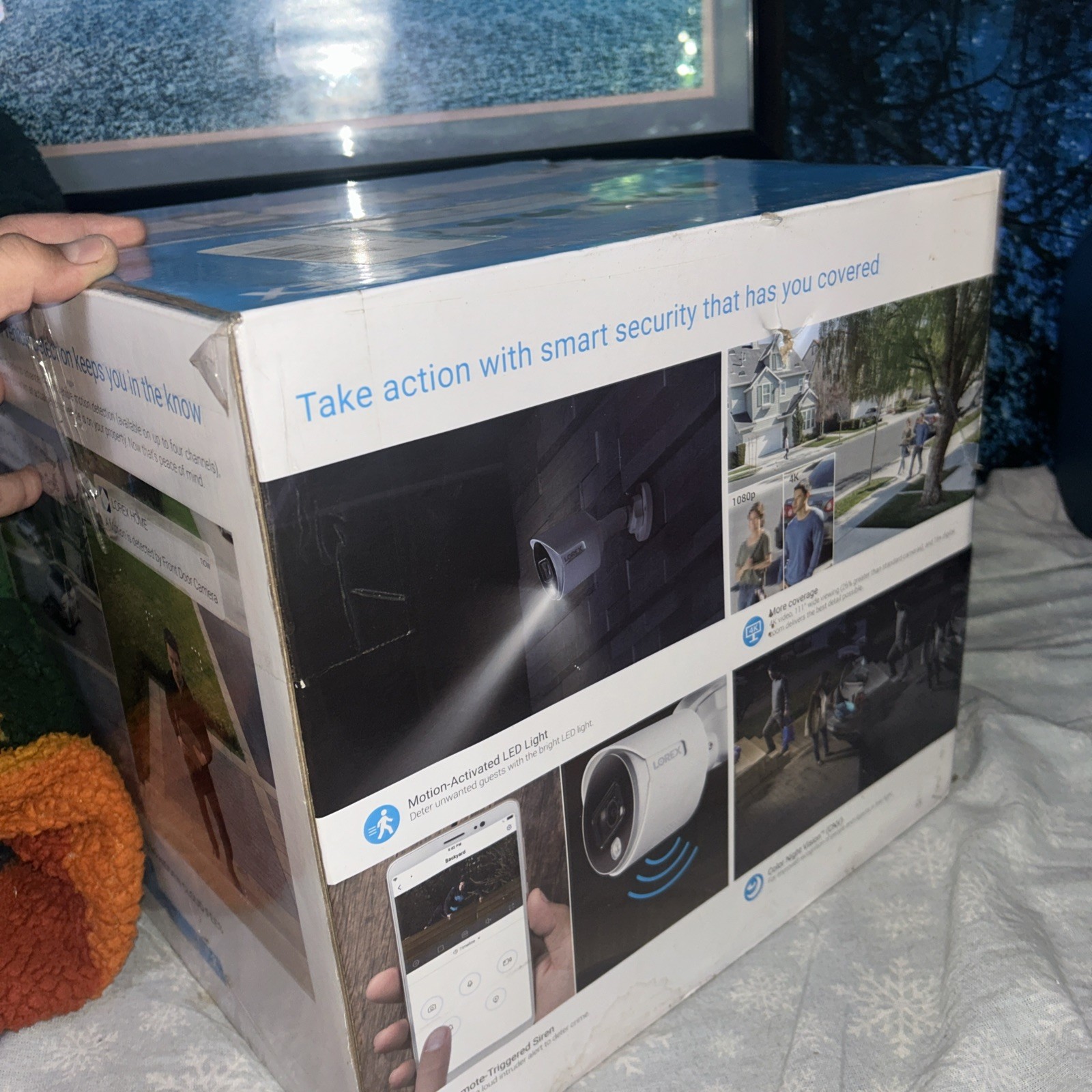 NEW Lorex 4K Ultra HD 8-Cam Security System 2TB Night Vision Open Box