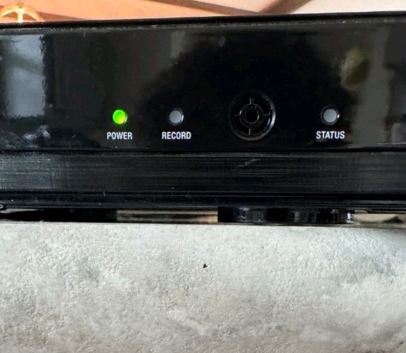 ZOSI 4 Camera Wired Security System With 5 Cameras ZOSI Model ZR04JB/00Untested