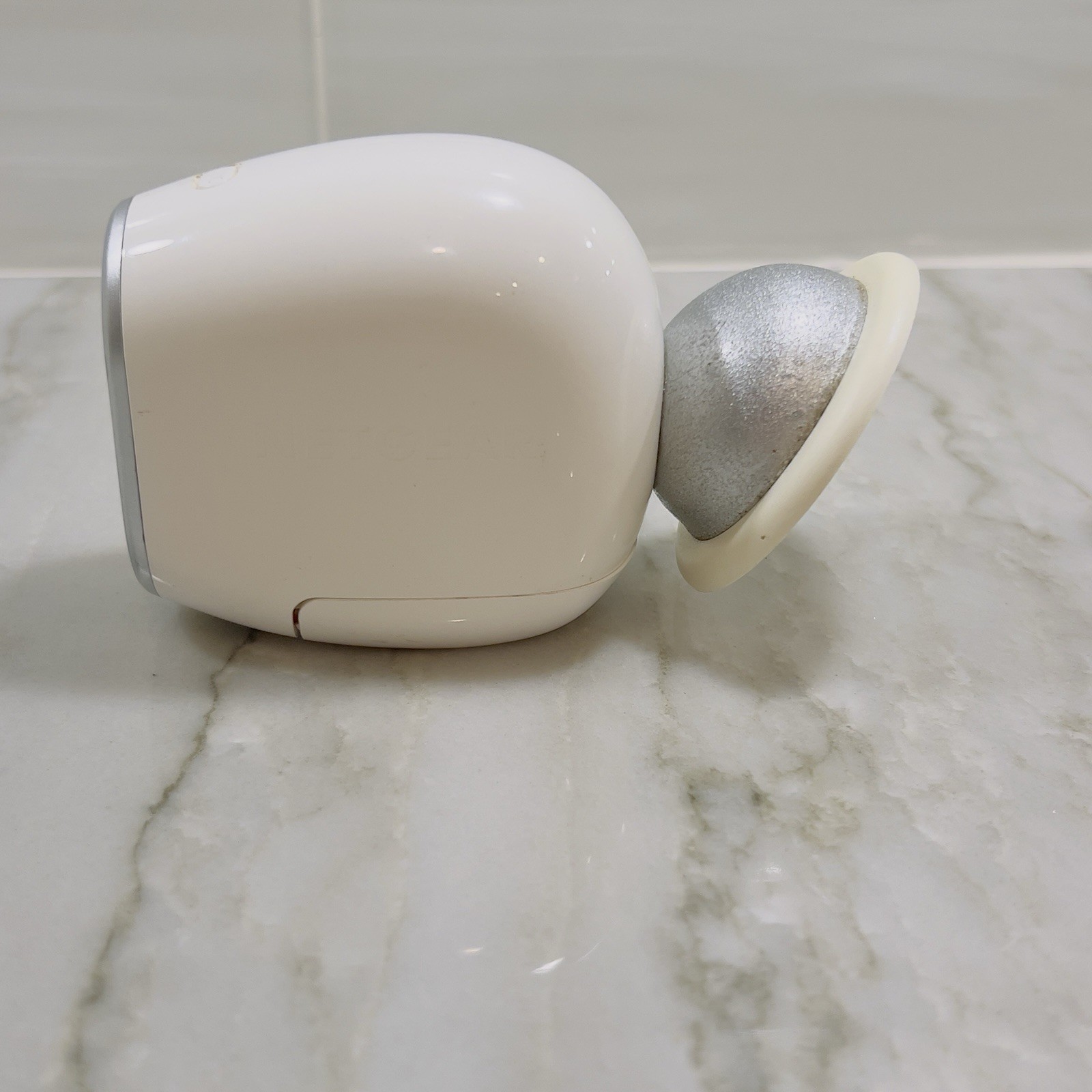 Arlo NETGEAR VMC3030 Add-on HD Security Camera With Magnetic Mount