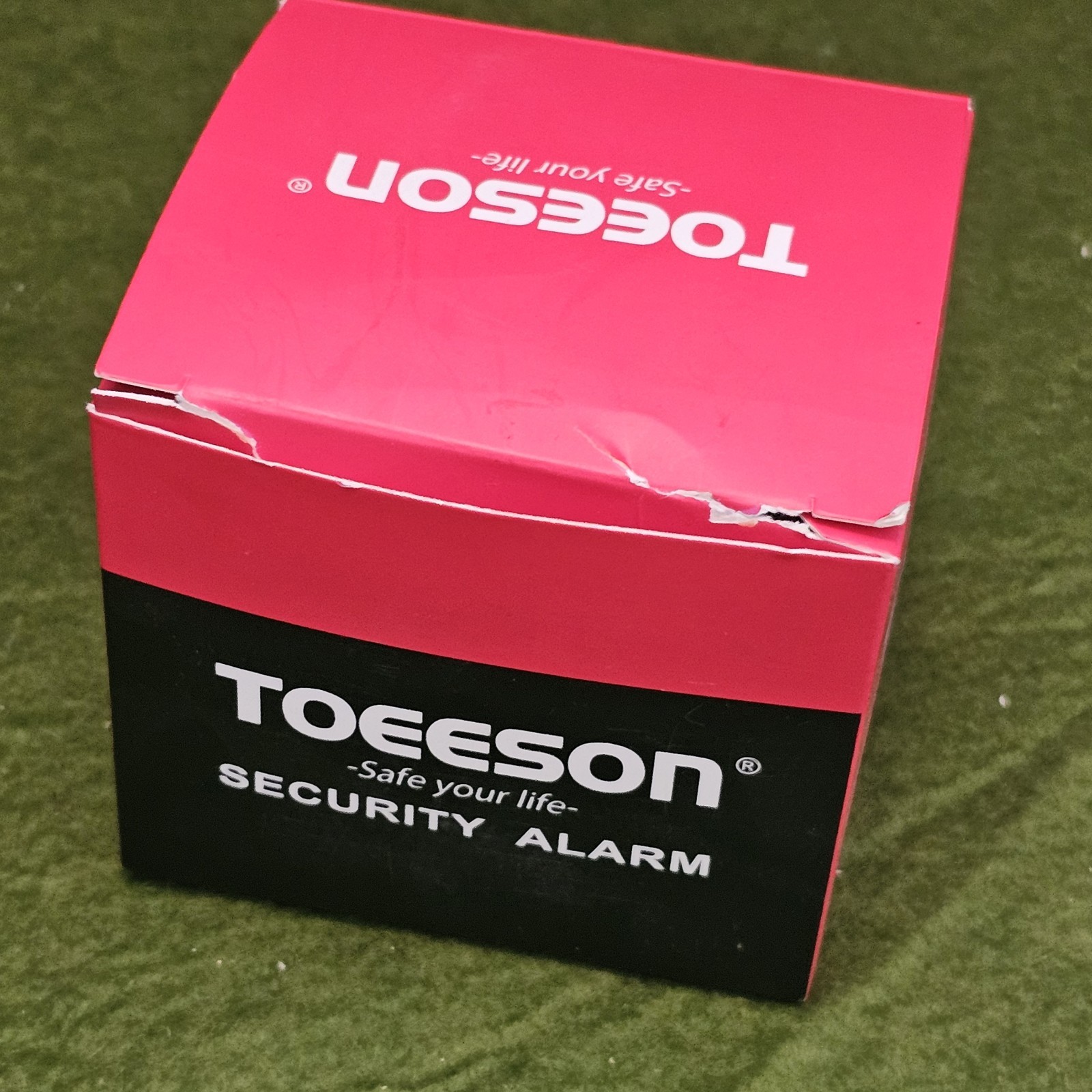 Toeeson Security 6 Alarms With Chime For Doors & Windows Sensors New Open Box