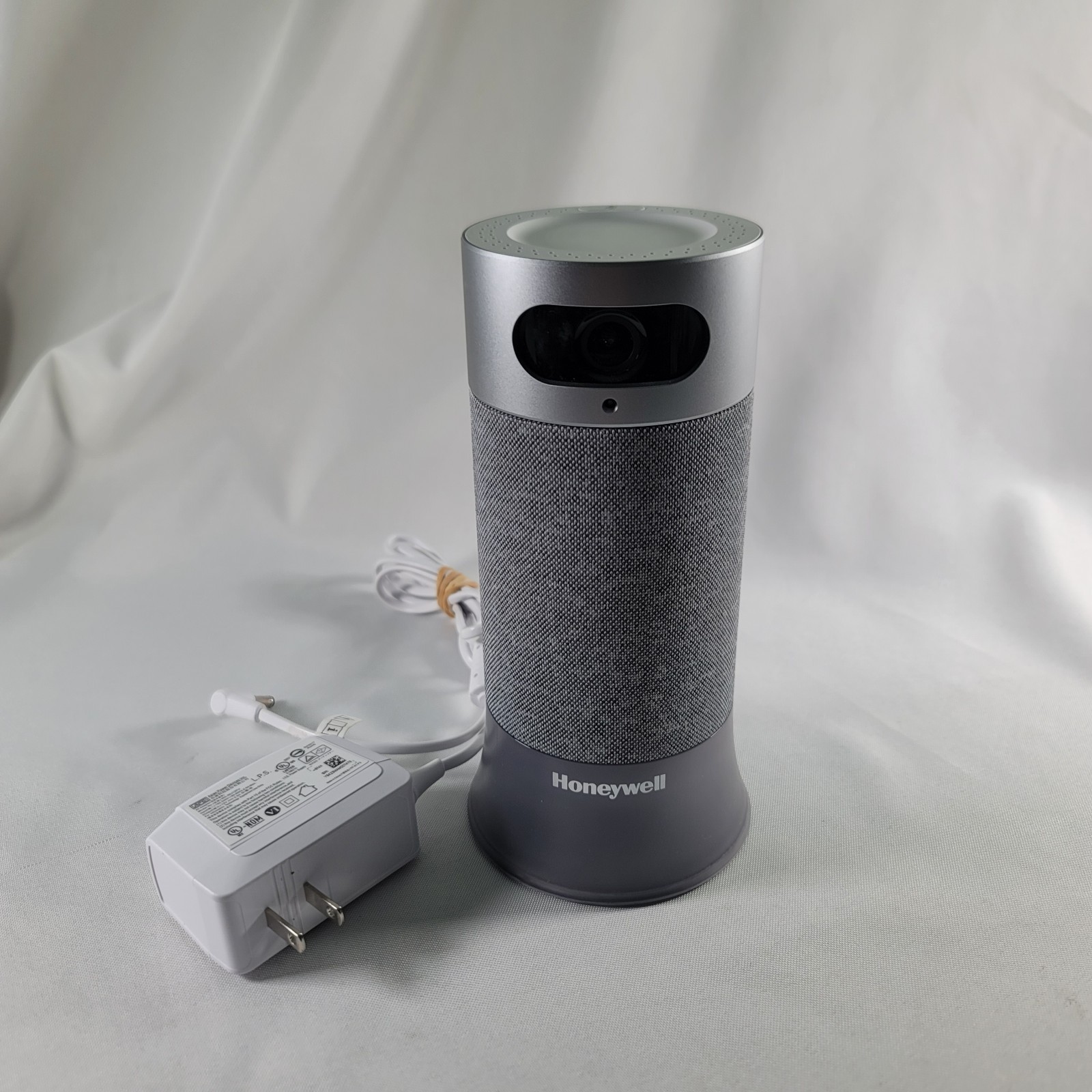 HONEYWELL RCHS5230WF SMART HOME SECURITY CAMERA BASE STATION ALEXA pre-owned