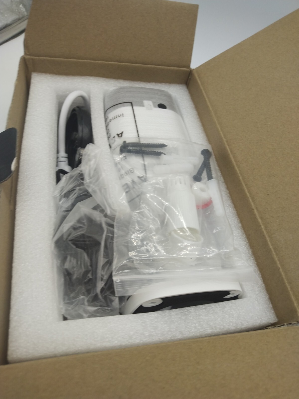 PRAETECTOR CAMERA MODEL BRAVO-10. NEW OPEN BOX 192