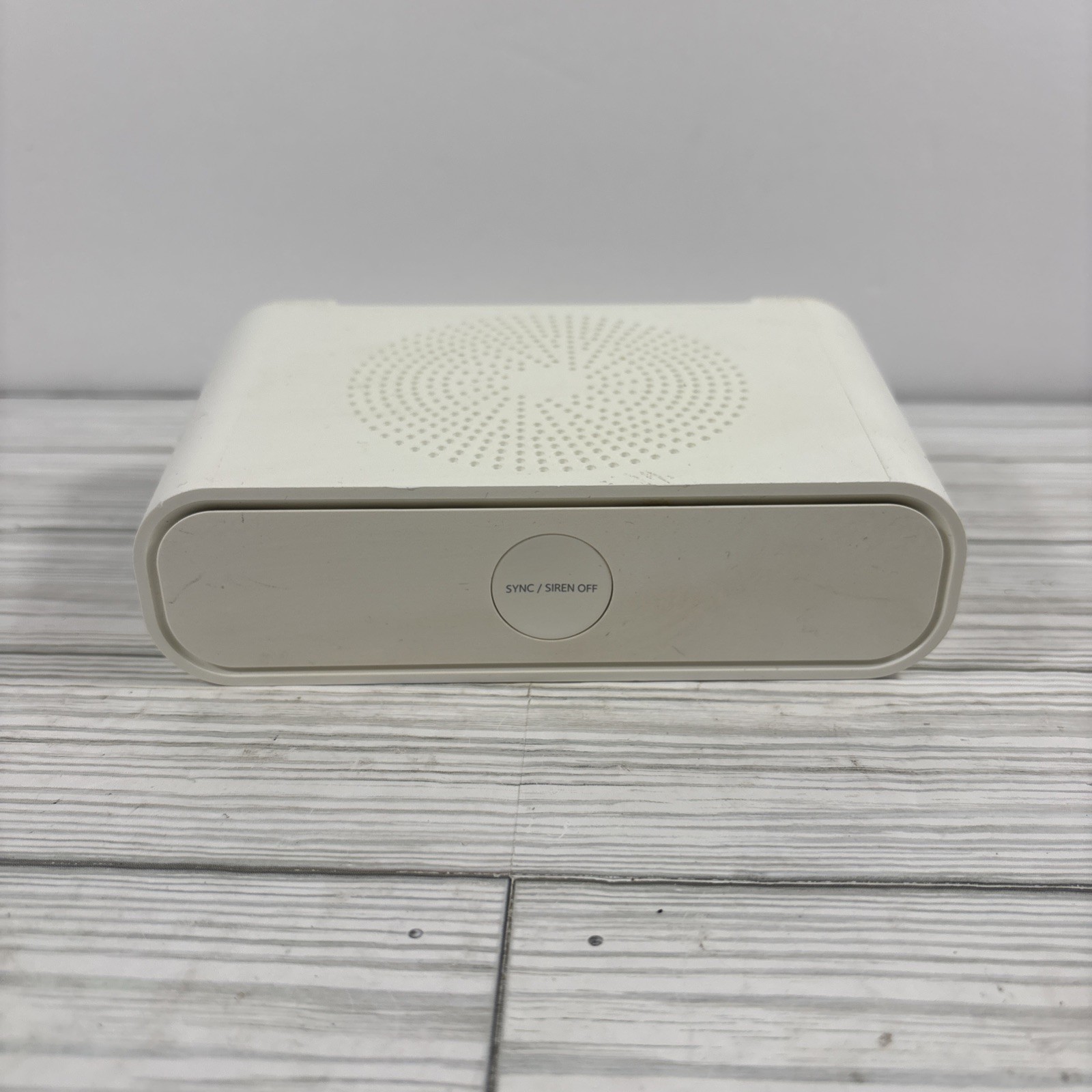NetGear Arlo Pro VMB4000 Wireless Security Base Station w/ AC Adapter