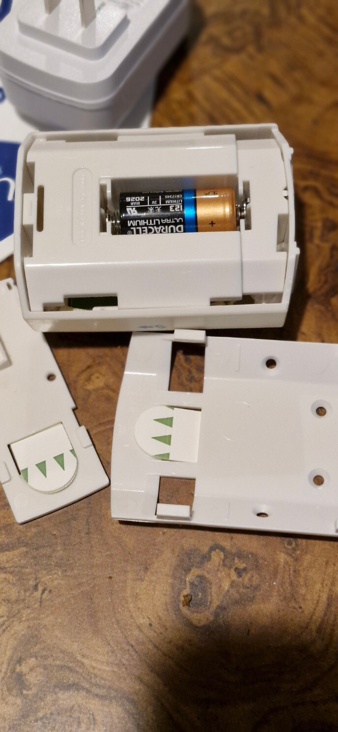 SimpliSafe Home Security Alarm System Complete System
