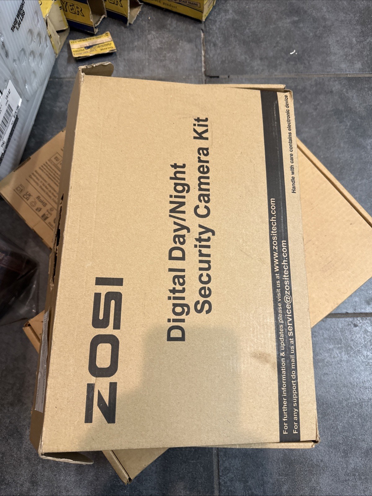ZOSI 4AK-2112B-BS-US Digital Security Camera System 4-Pack W/ Base DVR ZR08AN/00