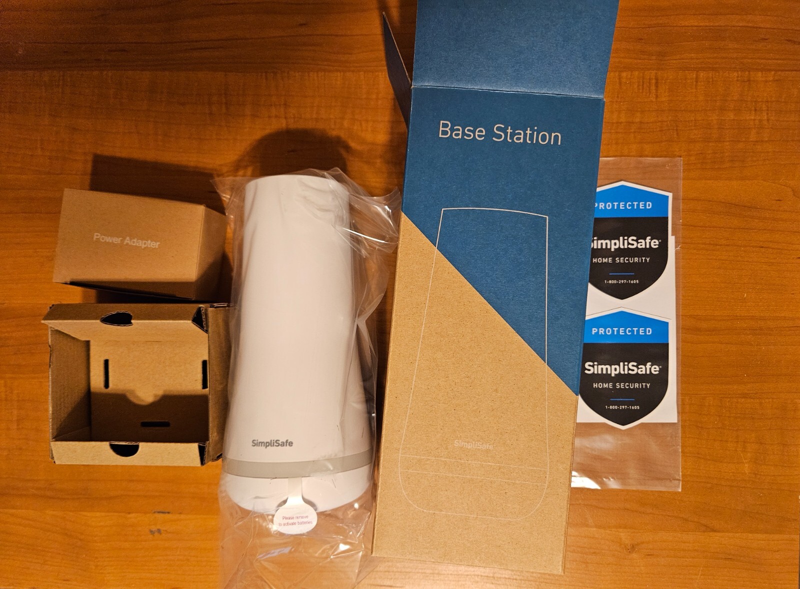SimpliSafe SSCS3 3rd Gen WBase Station Home Security Alarm w/Window Decals
