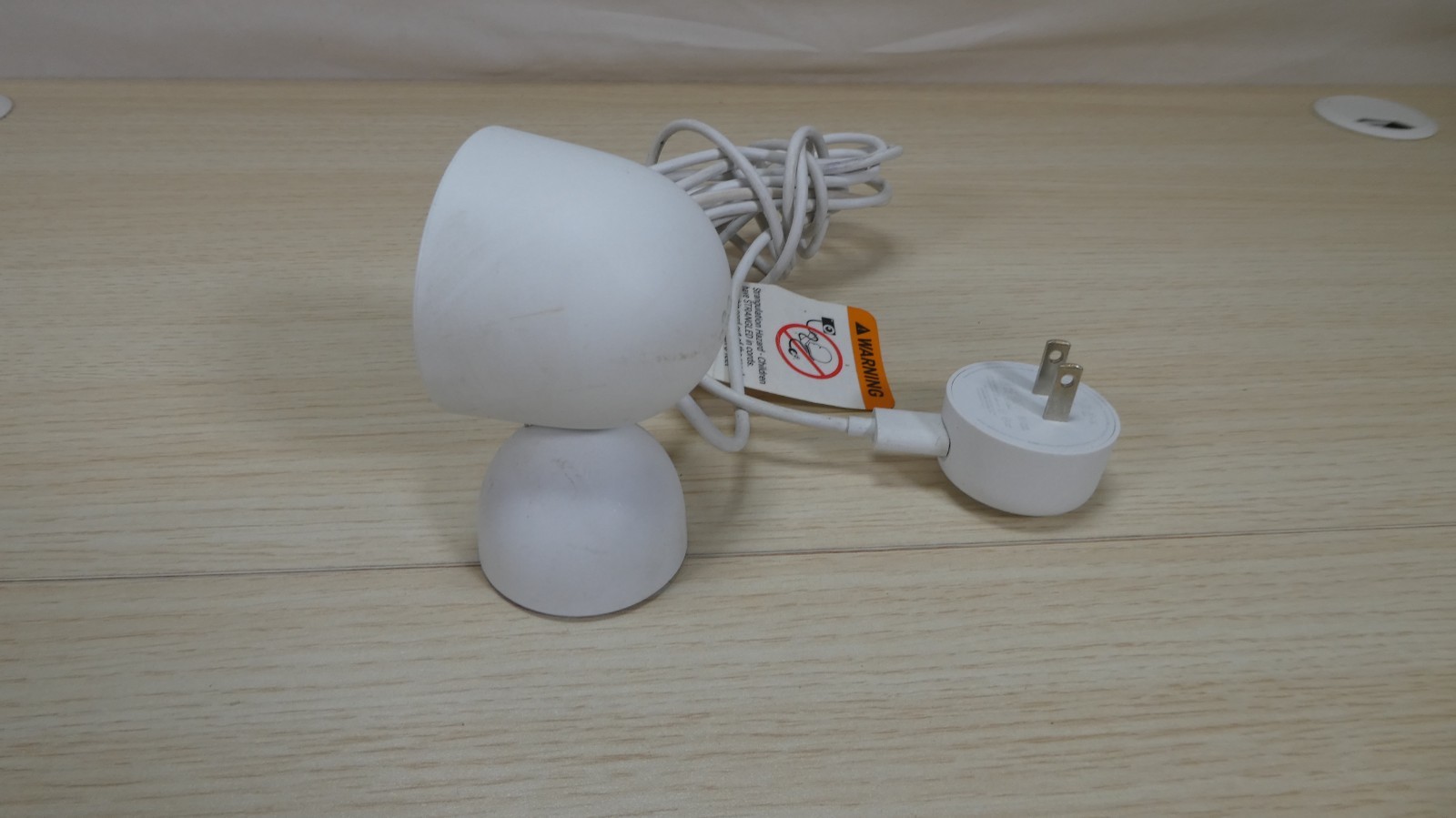 Google Nest Security Cam Indoor 1080p Wired GJQ9T (White Snow) 2nd Gen