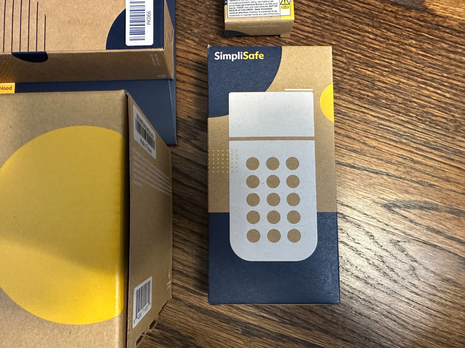 SimpliSafe 5 Piece Wireless Home Security System – White | FREE SHIPPING