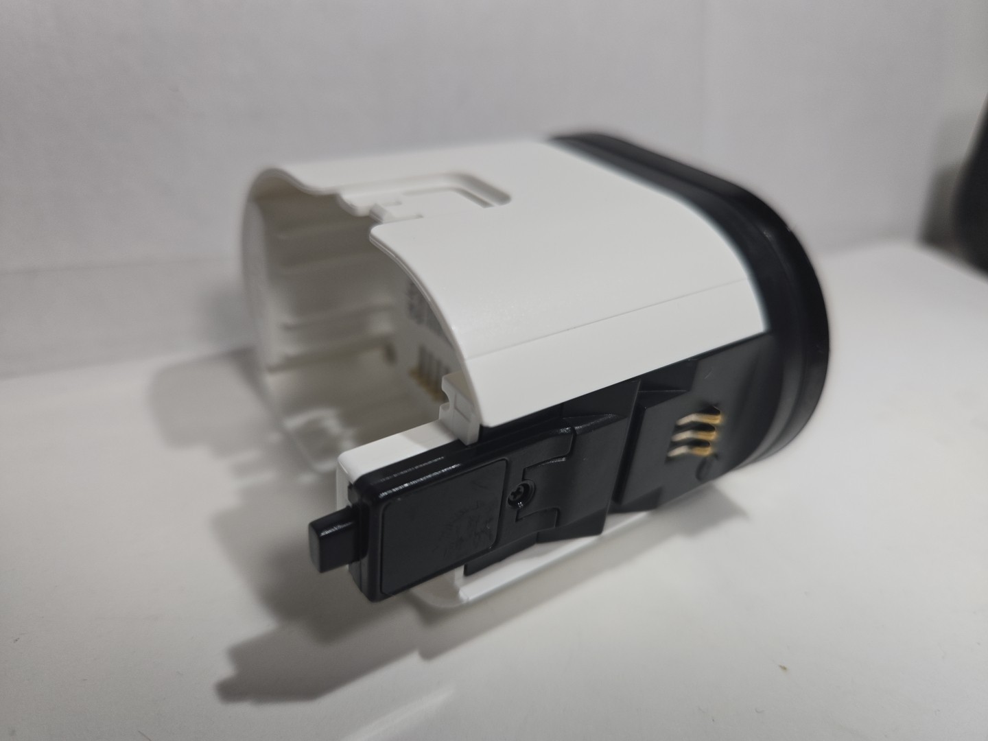 New Arlo Pro 5S 2K Indoor/Outdoor Spotlight Security Camera Replacement Only