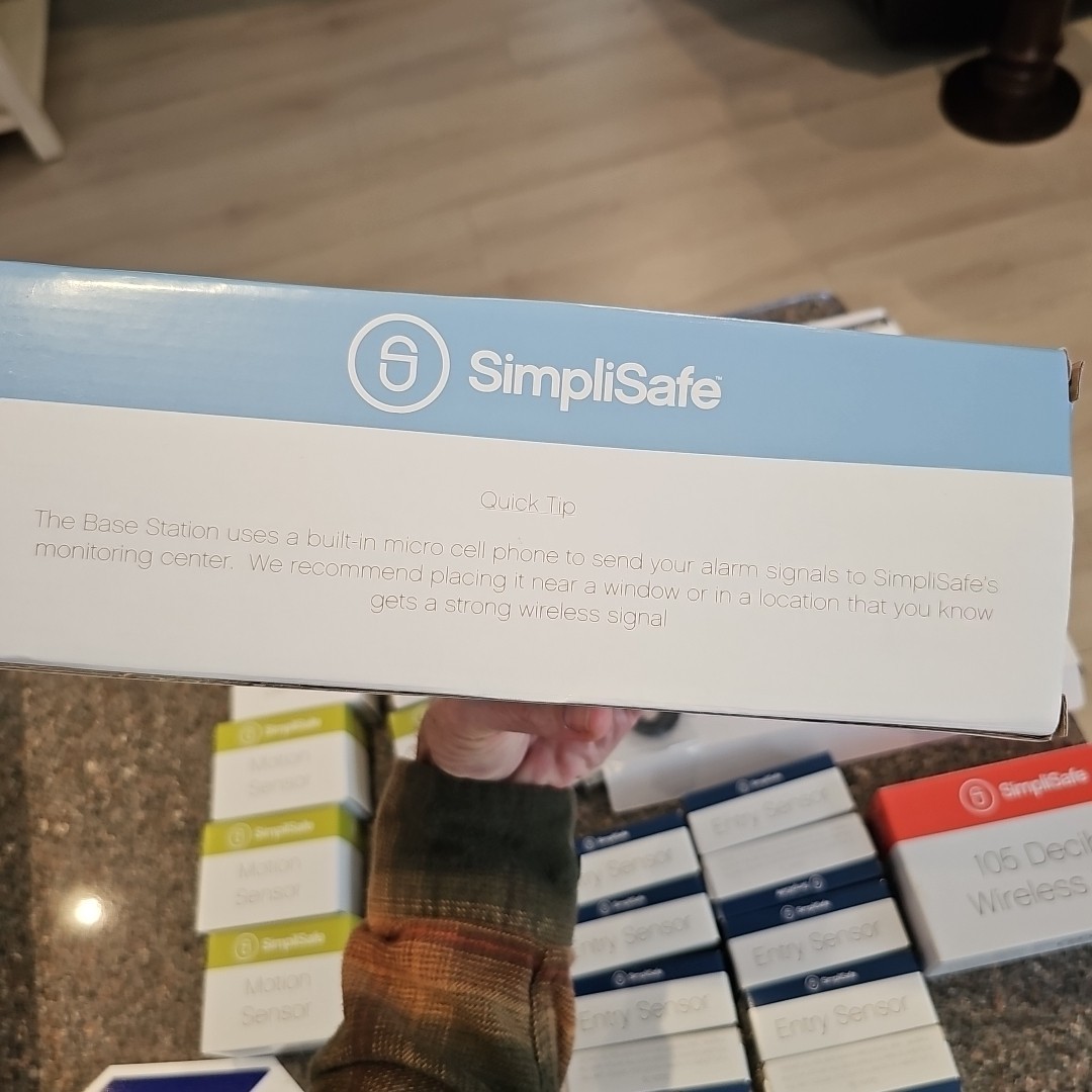 SimpliSafe Home Security System Full 25 Piece Kit NEW SS-1500 Great Bundle