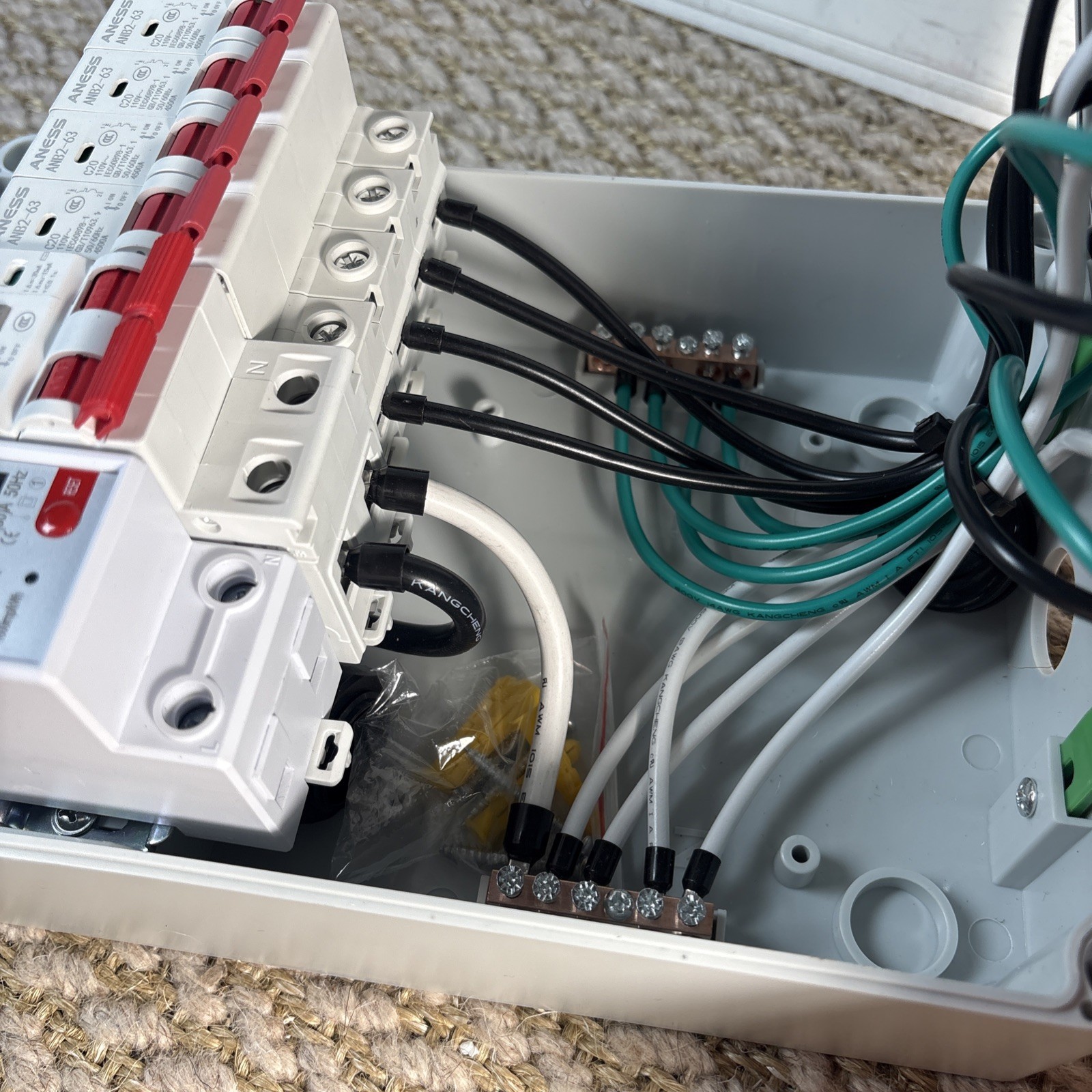 Power Distribution Box, 110V Electricity Meter 1*80A 4*20A FL+LS+METER