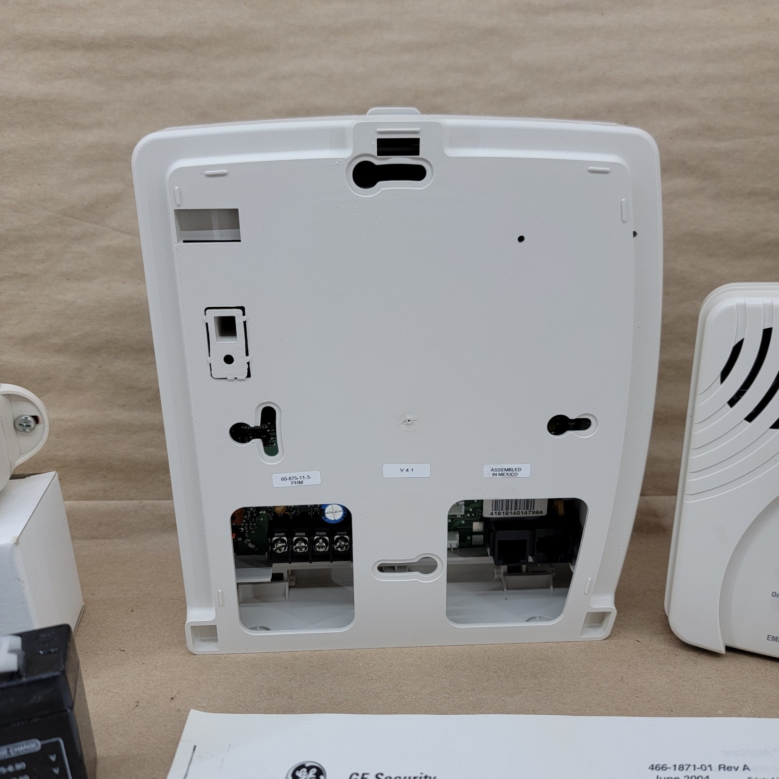 GE Simon 3 Security System Control Panel Starter Kit Speaker System Touchtalk