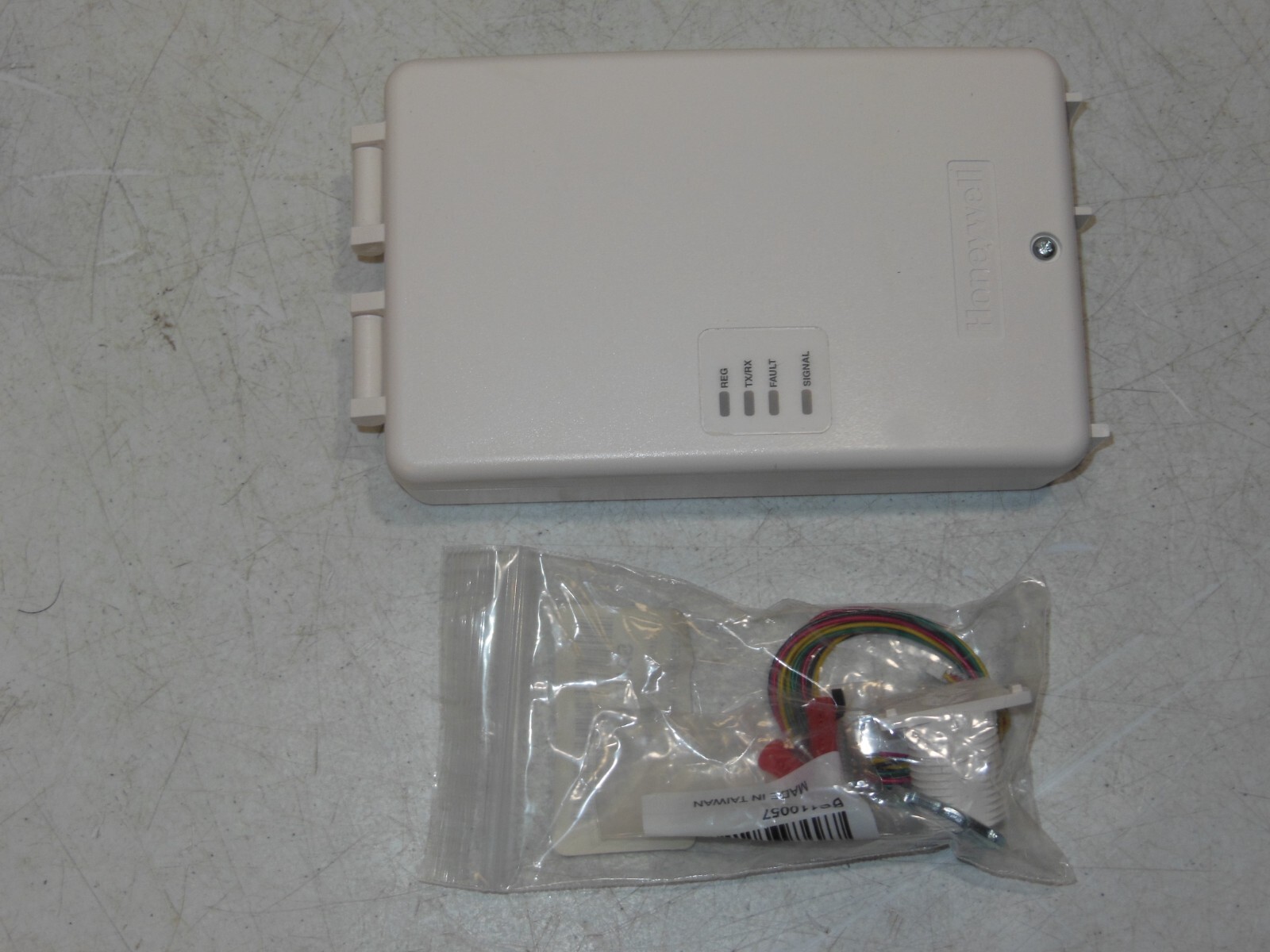 Honeywell Ademco GSMX4G Digital Cellular Communicator for VISTA Control Panels