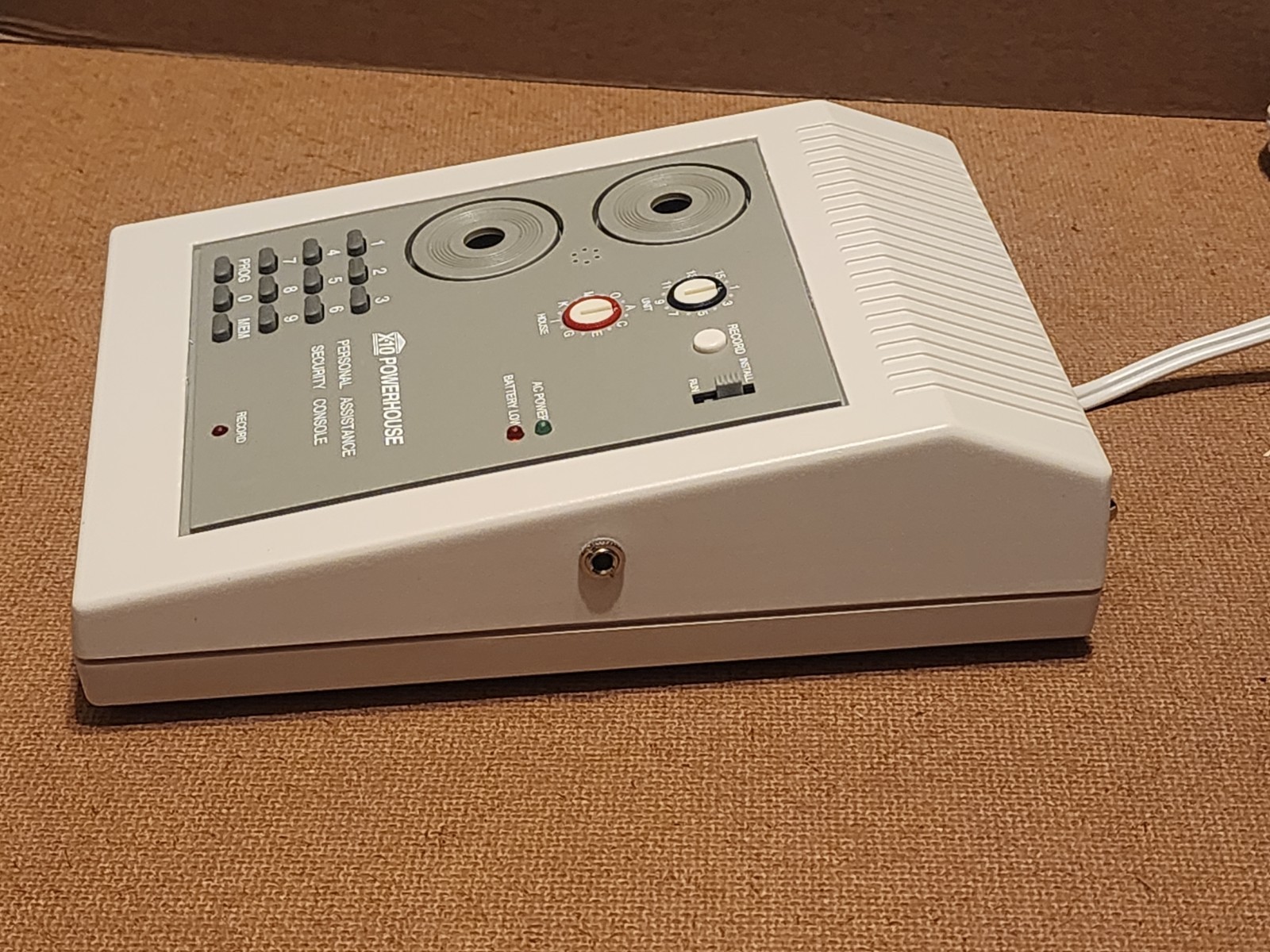 X10 POWERHOUSE PA5800 PERSONAL ASSISTANCE SECURITY SYSTEM PA581 PENDANT HP564