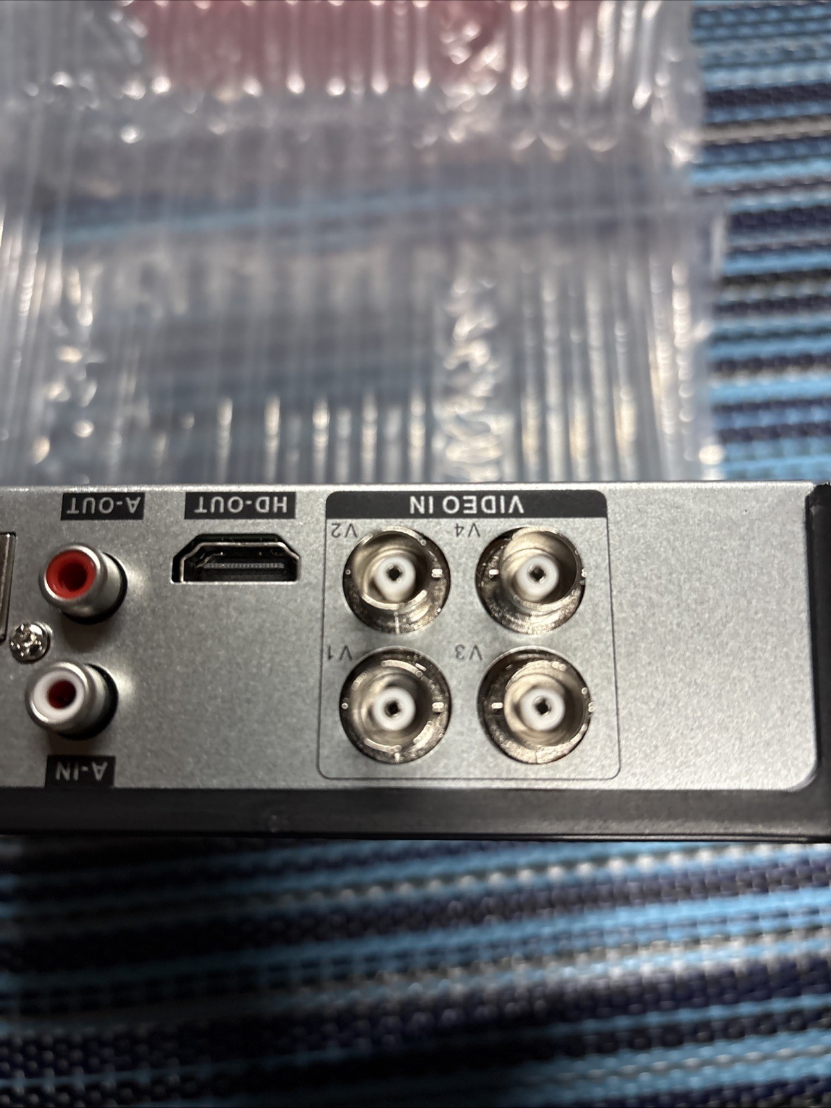 4 Cameras Surveillance Camera System H.264 – 5 In 1 DVR Kit
