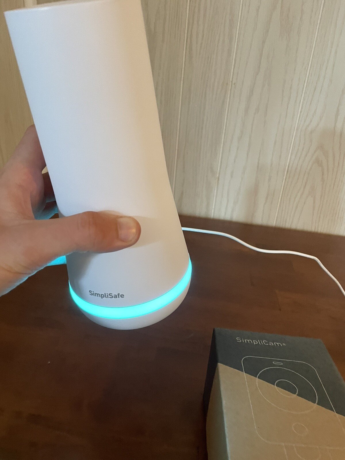 SimpliSafe Wireless Home Security Kit with Alexa and Google – 10 Piece