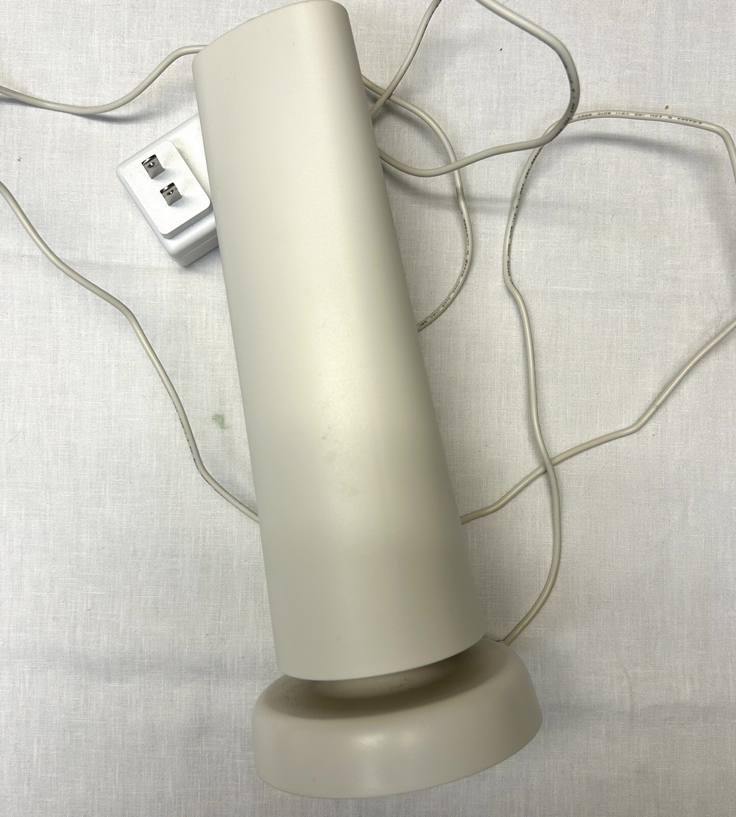 SimpliSafe Base Station W/ Power Cord BS2000 1st generation security system base