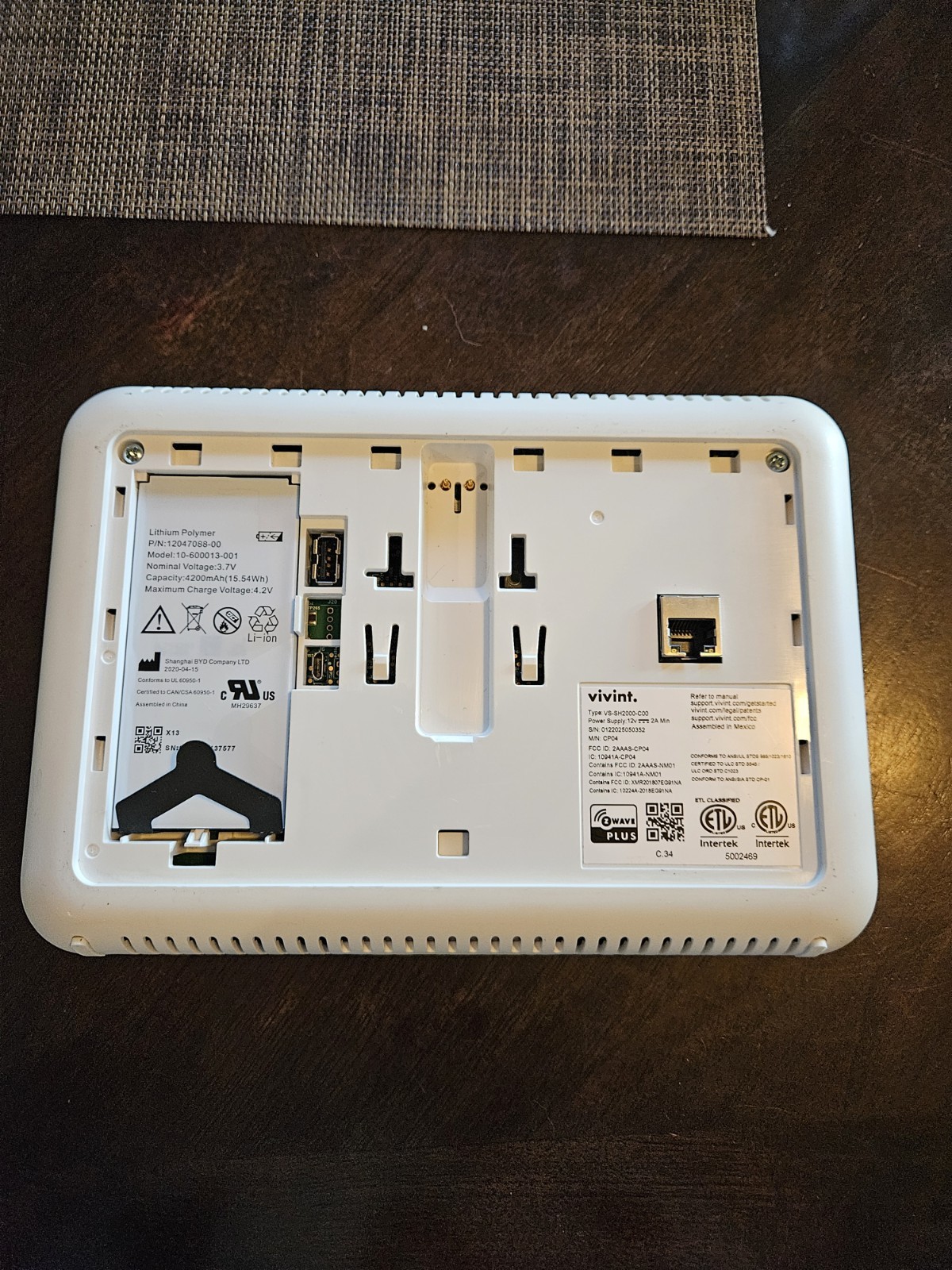 2025 Vivint Smart Home Sky Control Panel Smart Hub VS-SH2000-C00 ** No charger