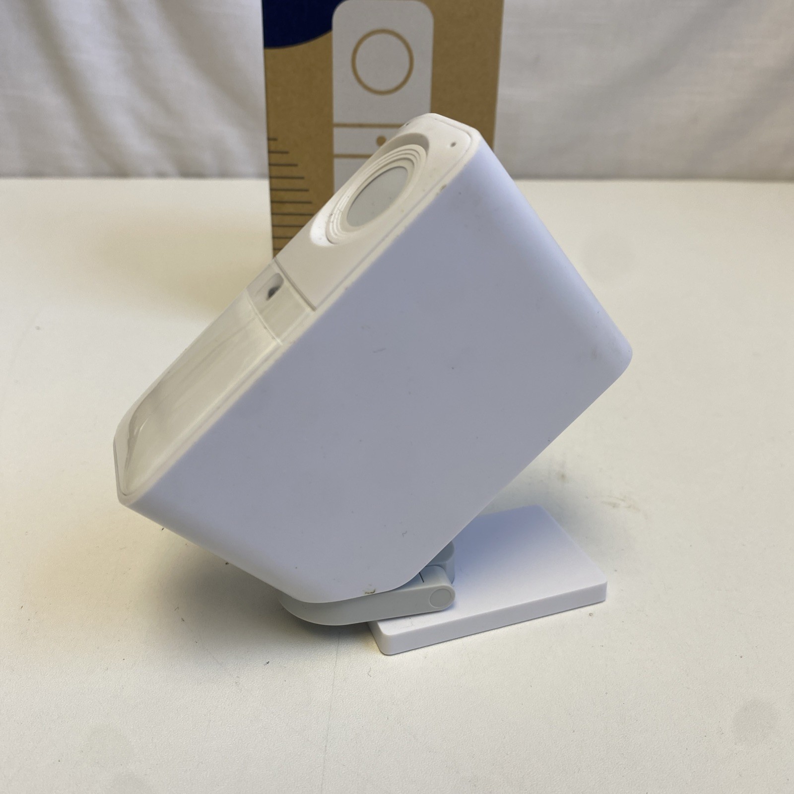 SimpliSafe CM006 Smart Alarm Wireless Indoor Security – Used/Read Description