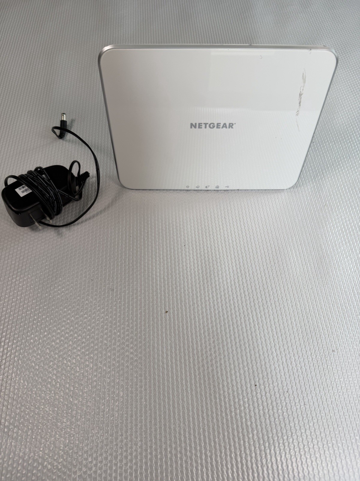 Netgear Security Base Station Wireless WiFi Router VMB3000 Power Adapter and LAN
