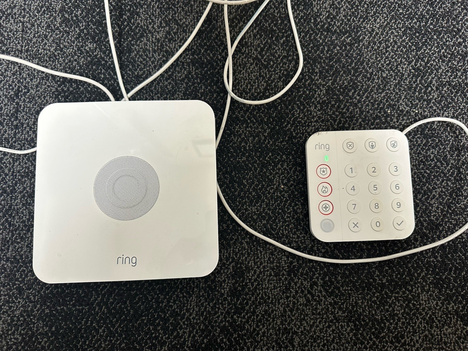 Ring Alarm Base Gen-2 4HB1U9-0EN0 & Keypad 5AT2S7 !!