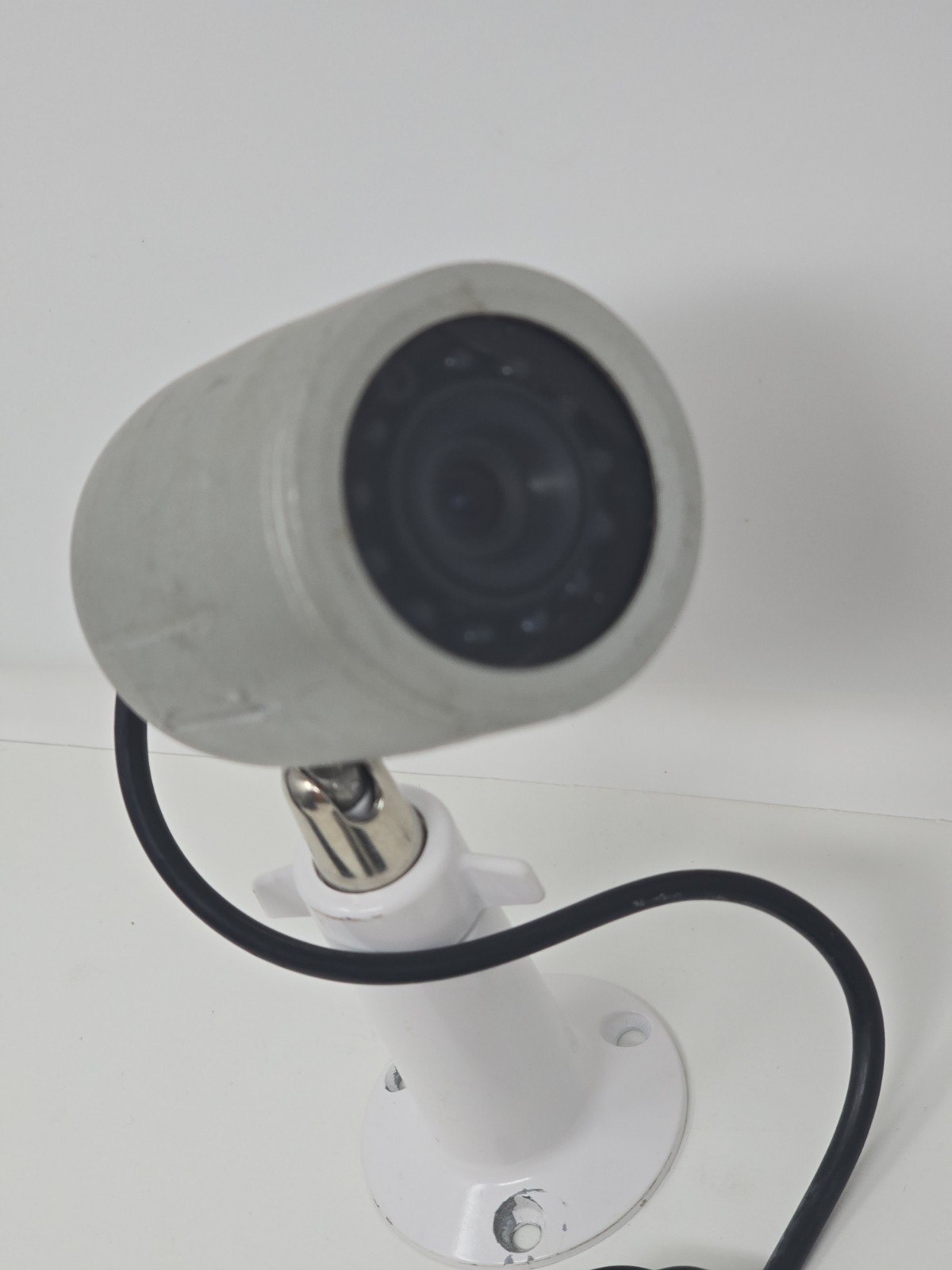 Lorex Professional Color Security Camera CVC6993 – Night Vision