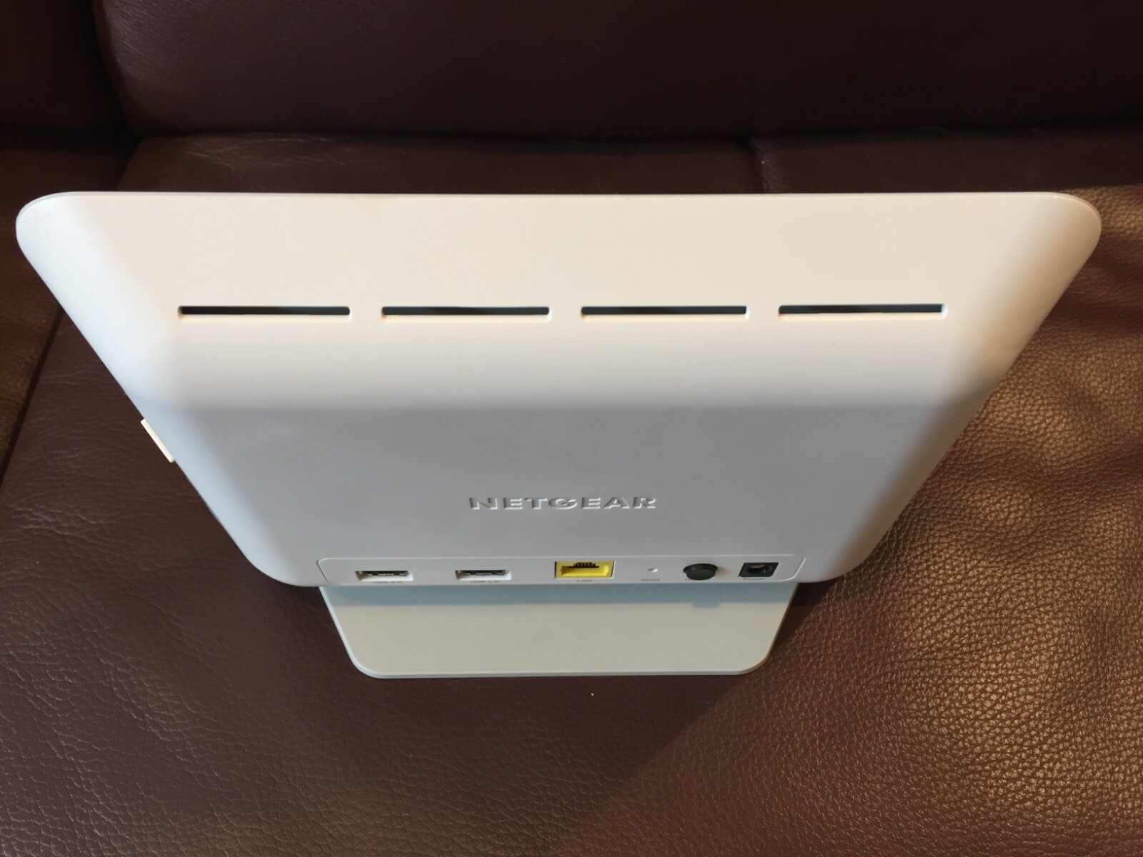 NETGEAR Arlo Security Camera BASE STATION VMB3000 Wireless WiFi Router Hub