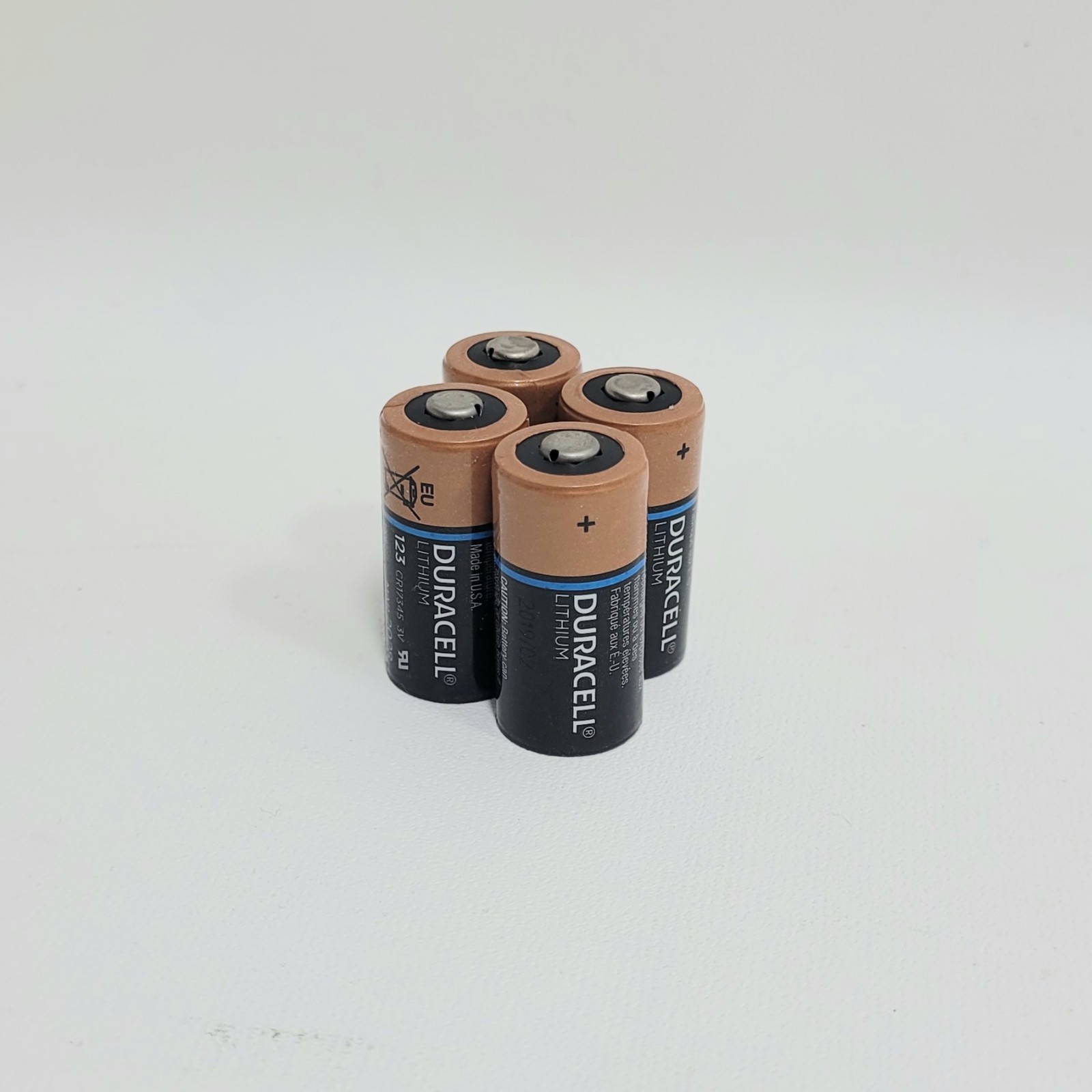 Netgear Arlo VMC3030 Add-On Camera with QuadPod New Batteries