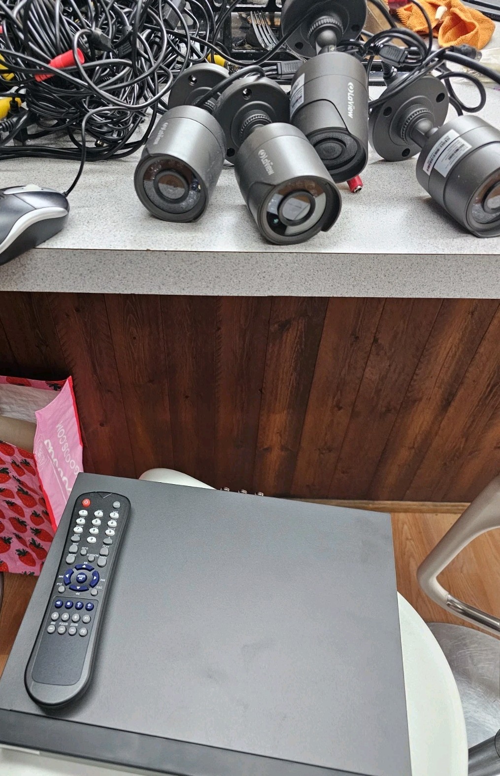 Video Security La View 960h 4 Camera System Used