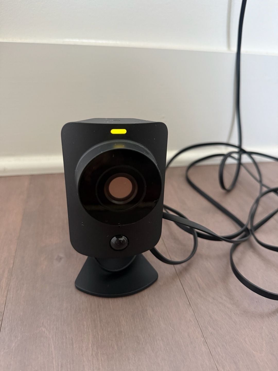 SimpliSafe SSCM2 Indoor 1080p HD Security Camera w/Power Adapter tested