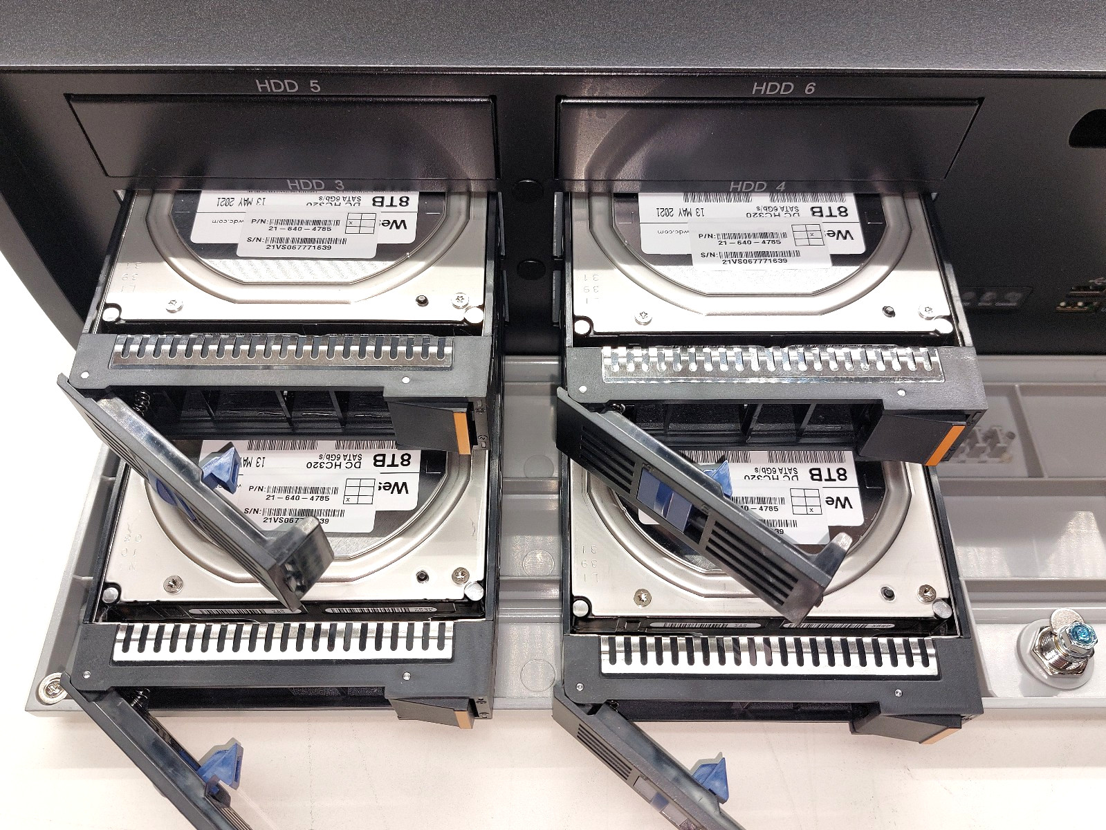 Verint E300-24R5 EdgeVR 300 w/ 4x 8TB HDD Support up to 64-IP Video Camera 16 Ch