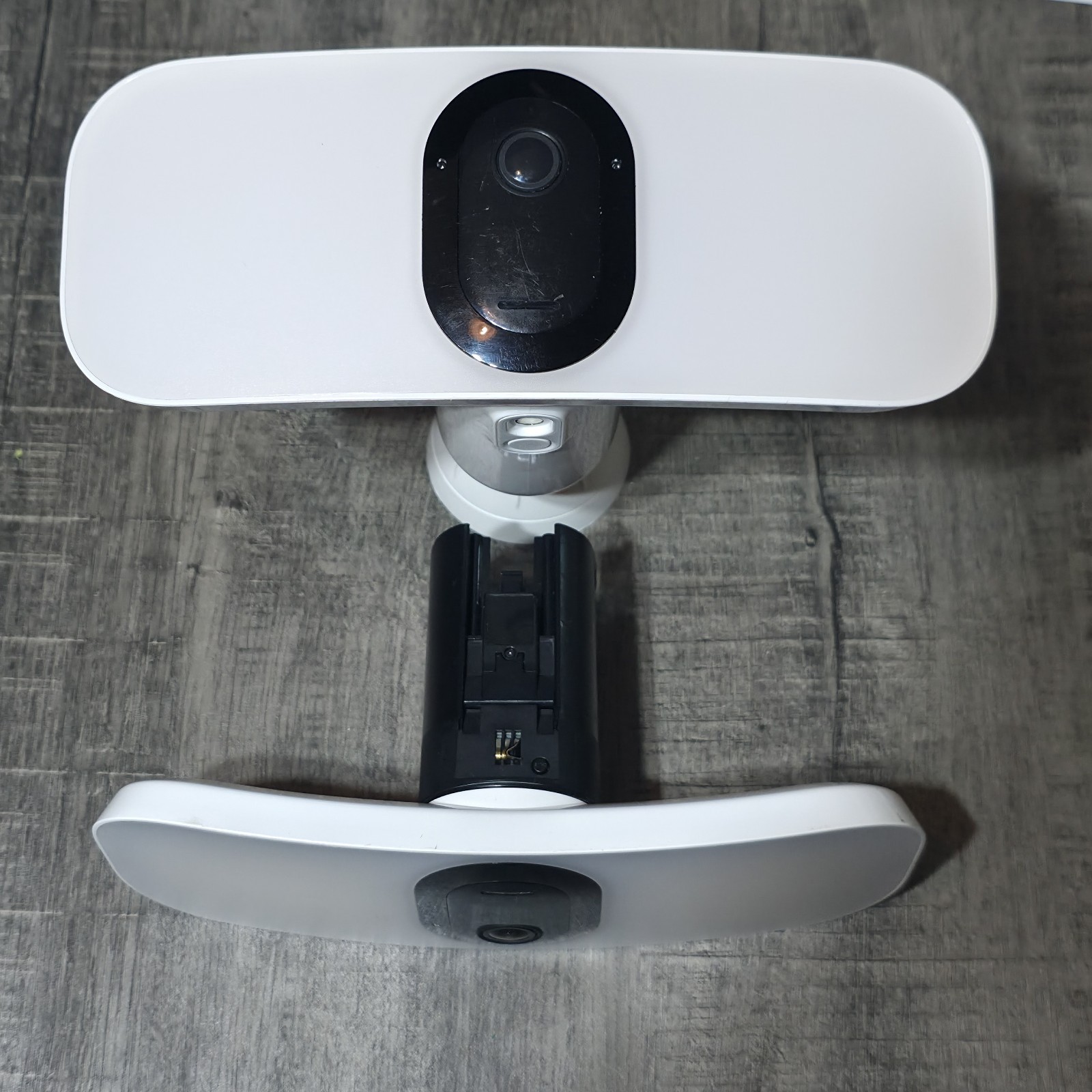2 Pack Arlo FB1001 Pro 3 Floodlight Security Camera White Untested For Parts*
